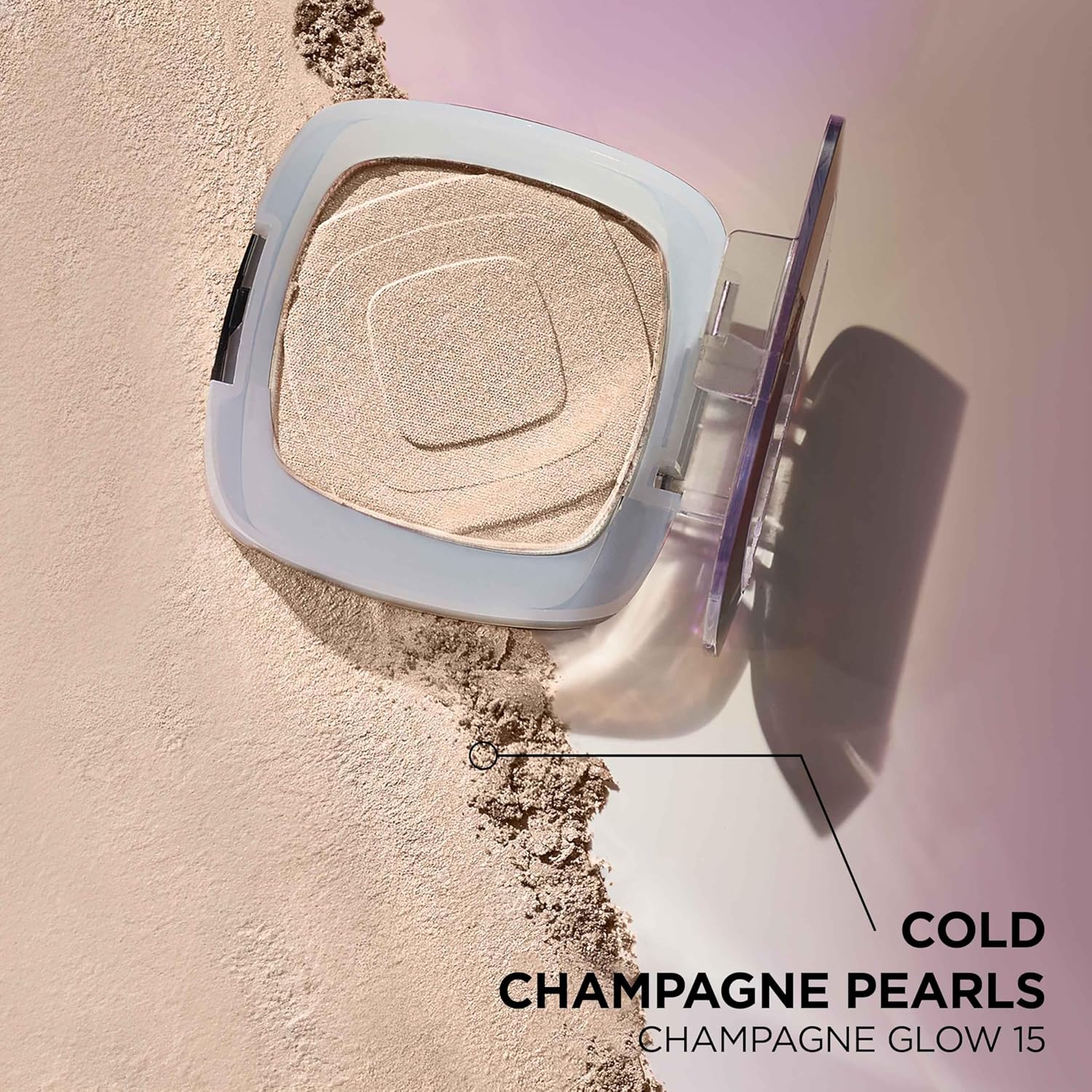 Detalle de L’Oréal Paris powder highlighter, Champagne Glow 15