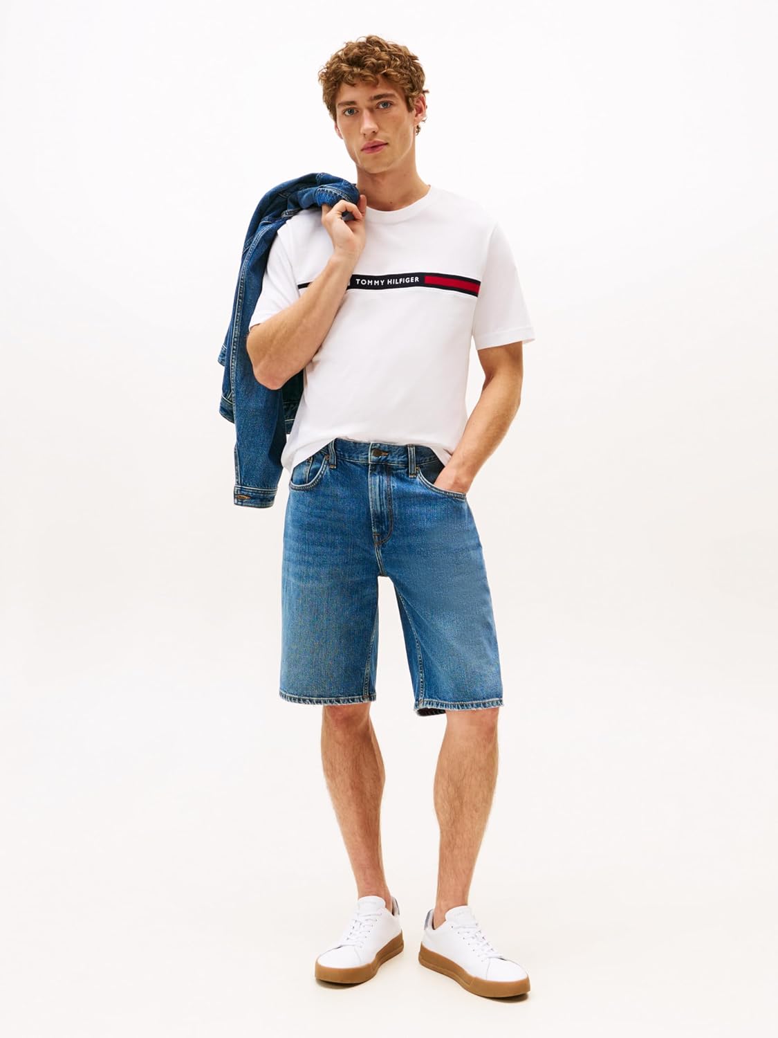 Detalle de Tommy Hilfiger Herren T-Shirt Rundhalsausschnitt aus Baumwolle – schlichtes Basic für Freizeit & Alltag