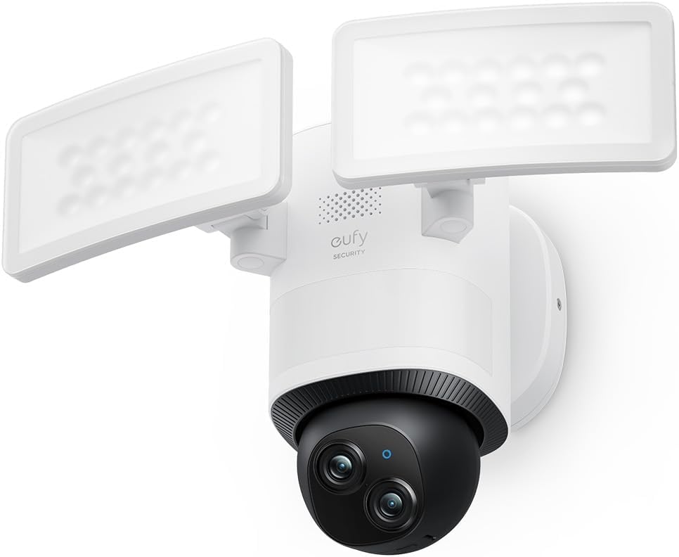 Detalle de eufy Security Floodlight Camera E340: Dual-Lens 360° Coverage with AI Tracking