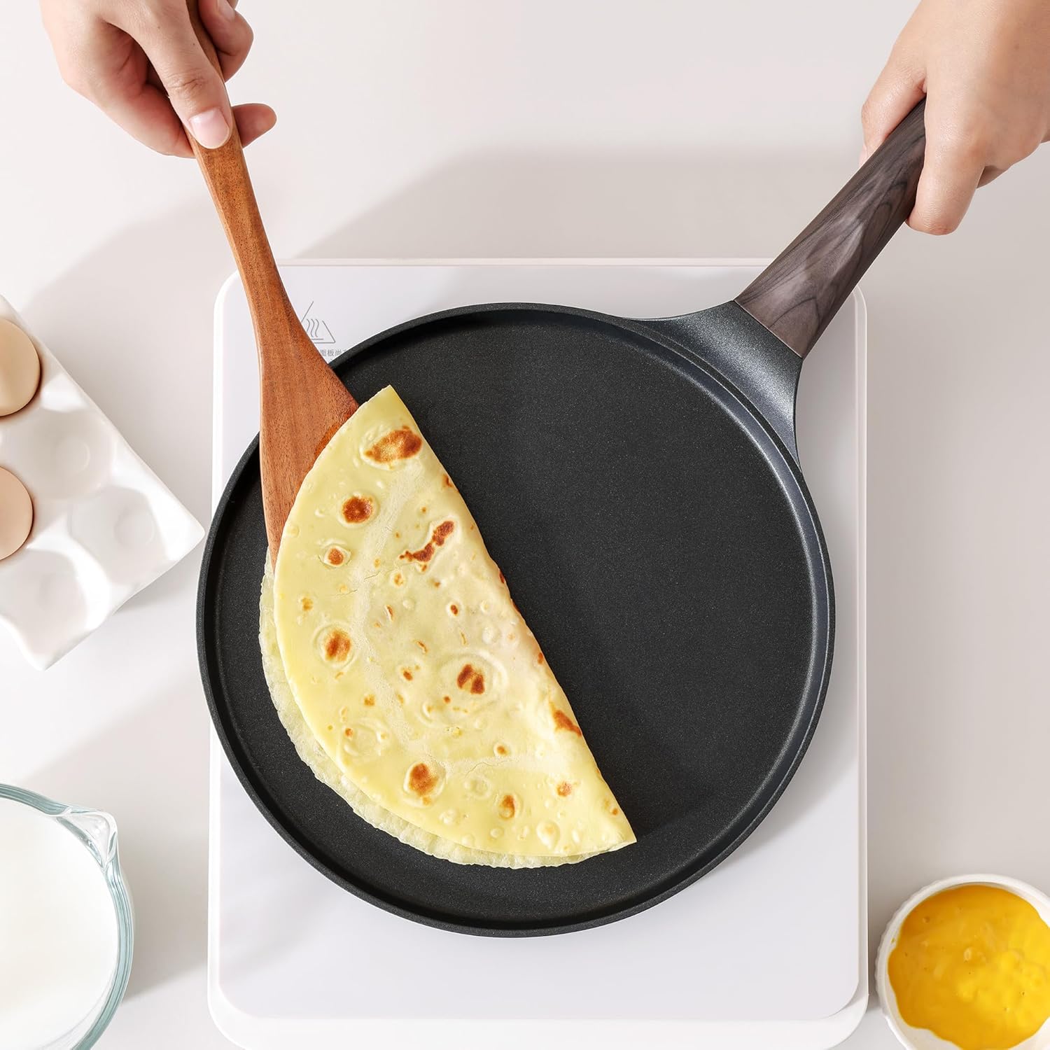 Thumbnail 6 de SENSARTE Schwarze Crepe Pfanne 26 cm – Antihaft-Bratpfanne für Crepes, Omeletts & Pfannkuchen (Induktion kompatibel)