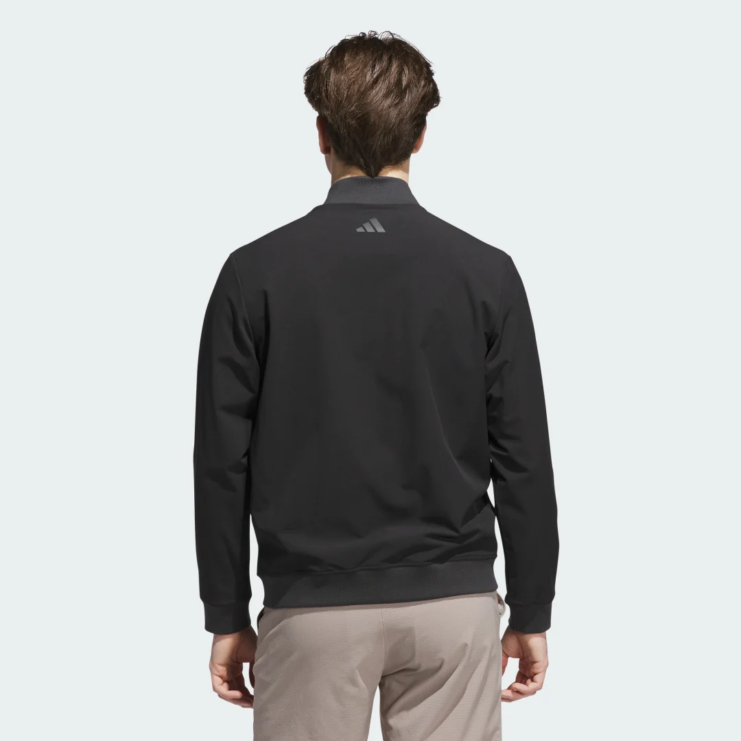 Detalle 2 de Adidas Ultimate365 Elevated Full-Zip Jacket: versatilidad en negro para tus entrenamientos