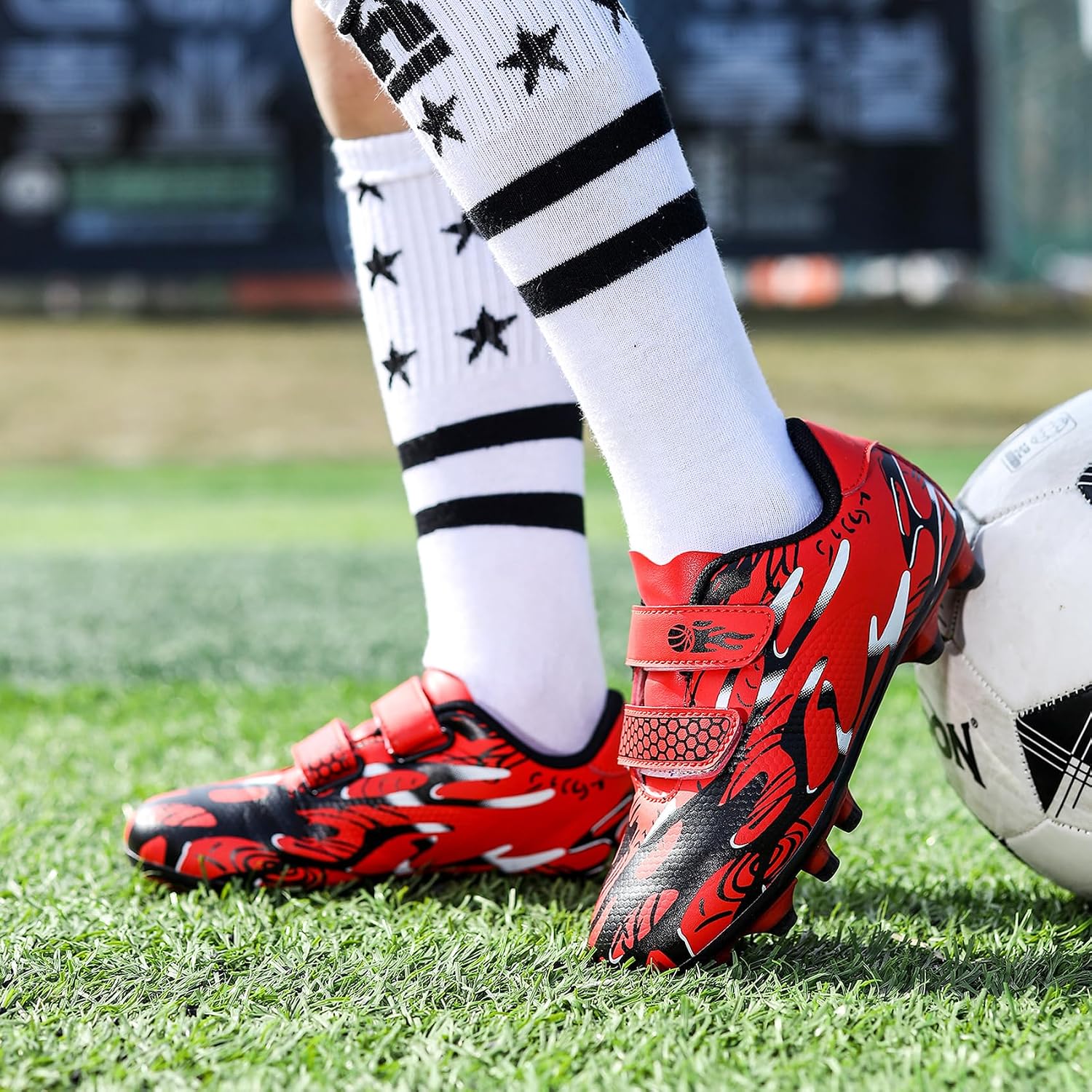 Detalle de Kids football boots for astro turf