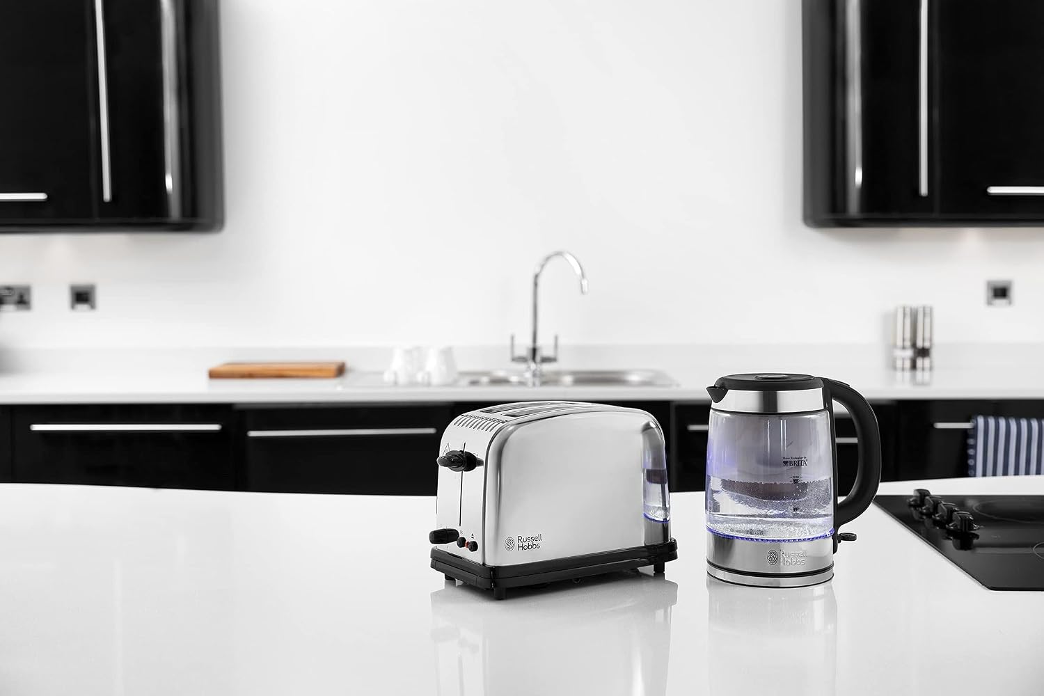 Detalle 2 de Russell Hobbs BRITA Purity Glass 1.5L Kettle