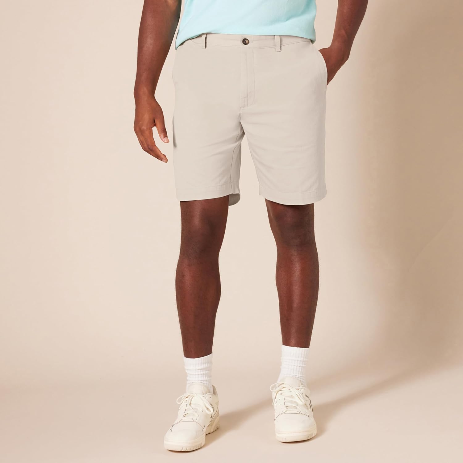 Thumbnail 4 de Amazon Essentials Men’s Slim-Fit 9" (23cm) Chino Shorts
