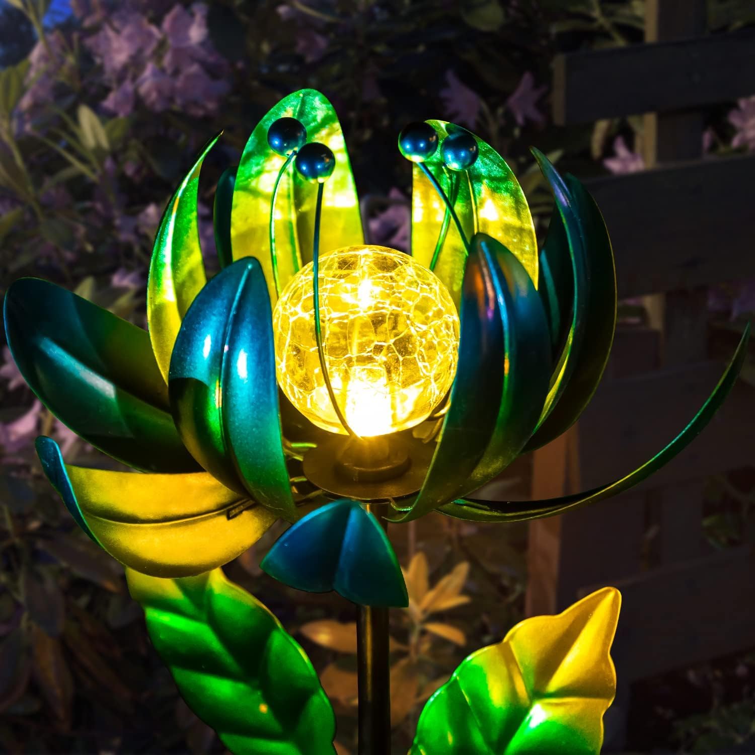 Thumbnail 1 de Solar Garden Lights Metal Flower Decor with Rotating Windmill Lotus LED Crystal Ball Stake Light (Outdoor Waterproof)