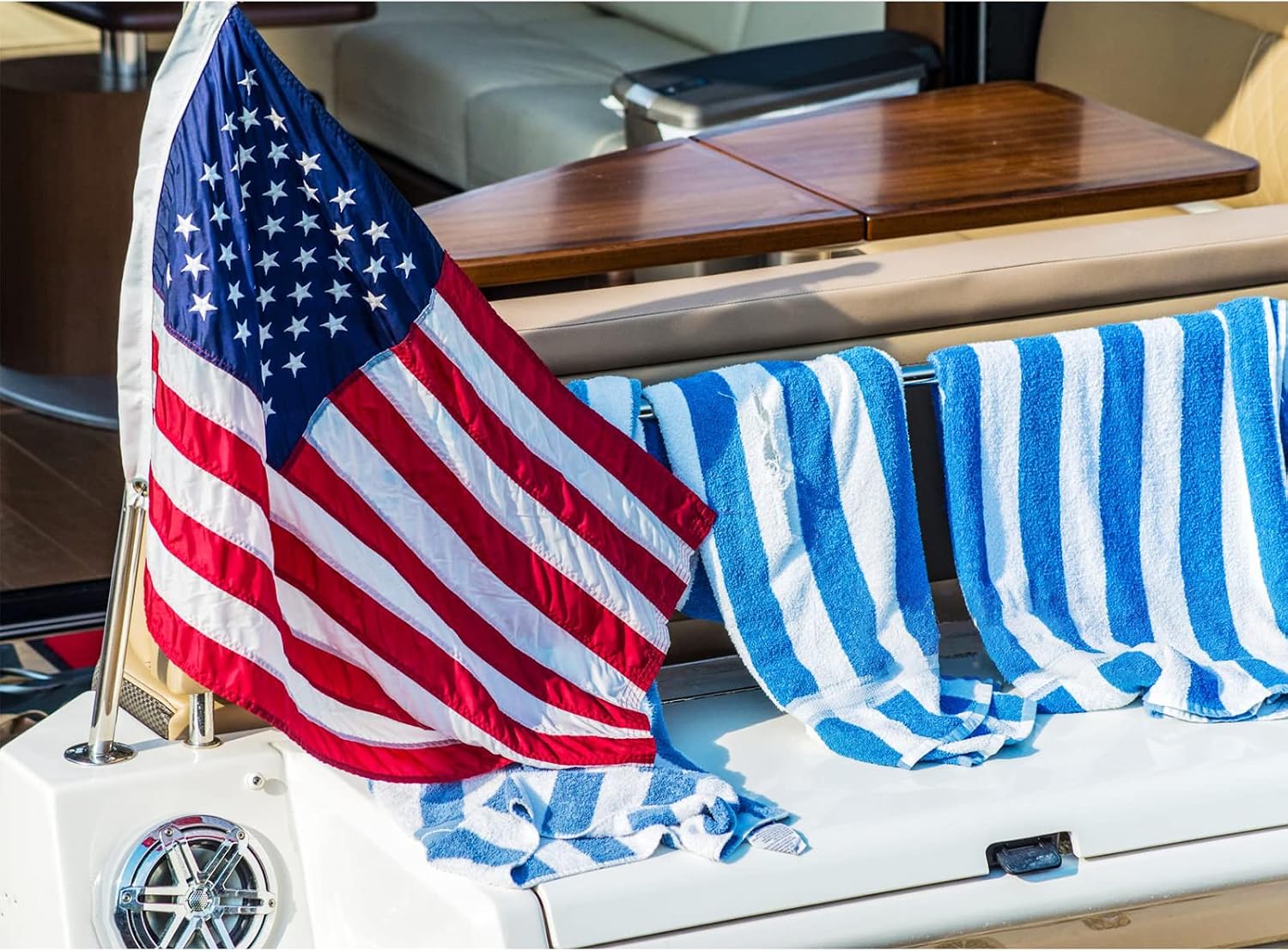 Detalle de SYII SY-USABF American Boat Flag, 16 x 24 Inch Polyester with Embroidered Stars