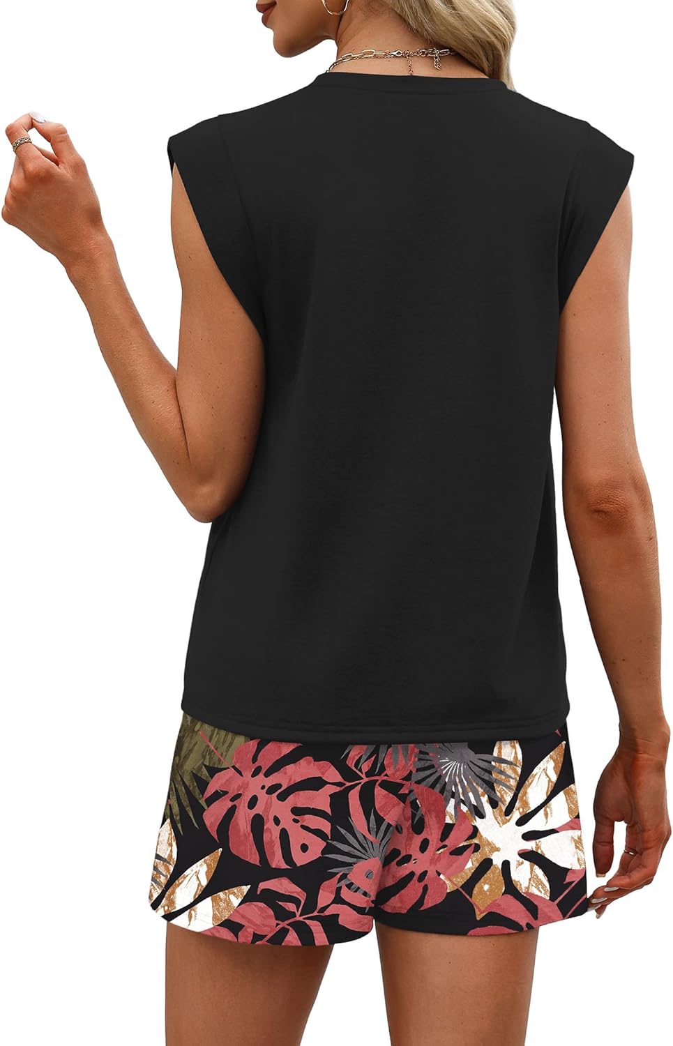 Thumbnail 4 de WIHOLL Two Piece Sets for Women: Trendy Sleeveless Top & Shorts Set for Summer Comfort