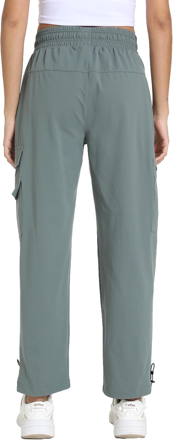 Detalle de Yoglegins Women's Lightweight Hiking Joggers with Pockets