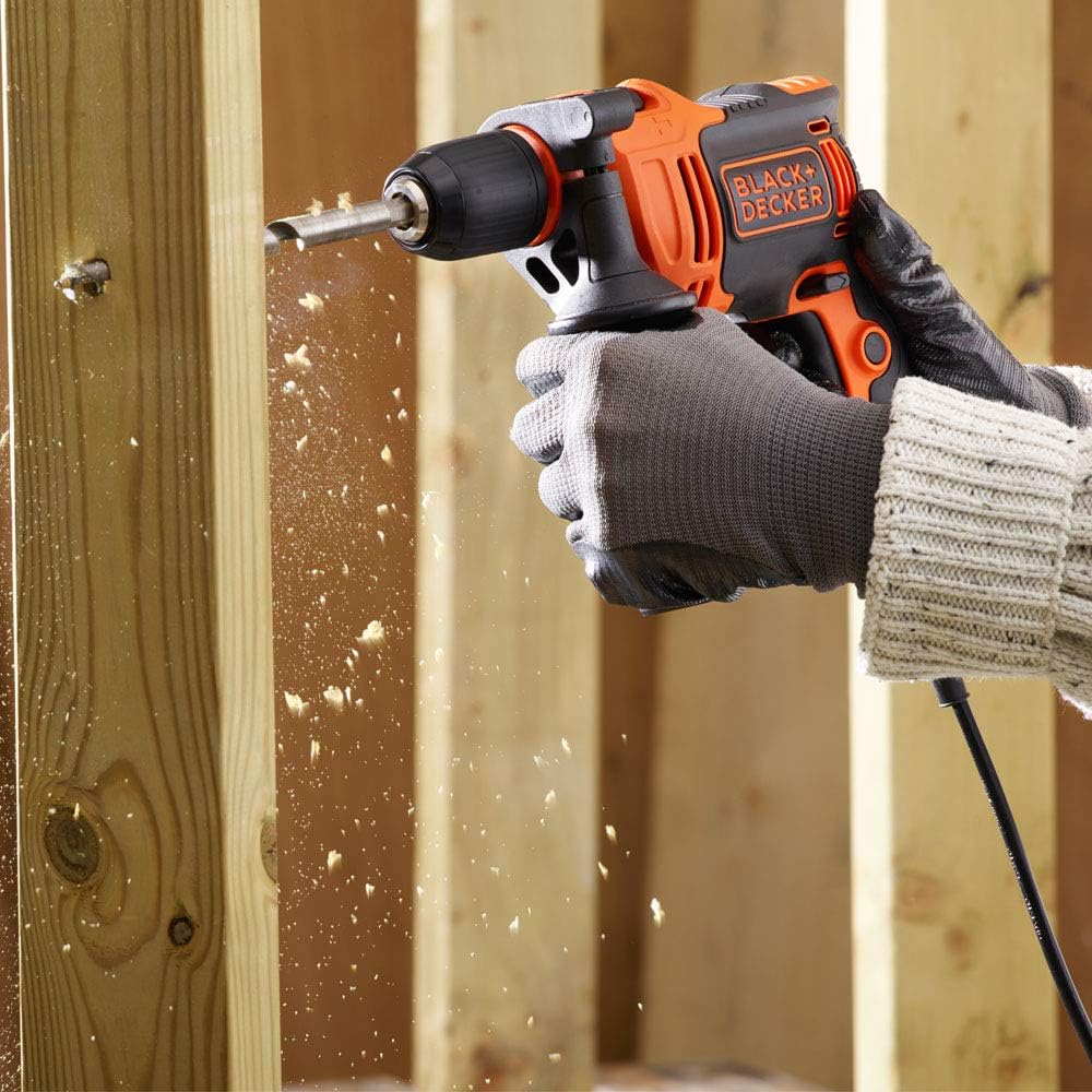 Detalle de BLACK+DECKER Trapano a percussione BEH710SA32-QS da 710 W con 32 accessori in SoftBag