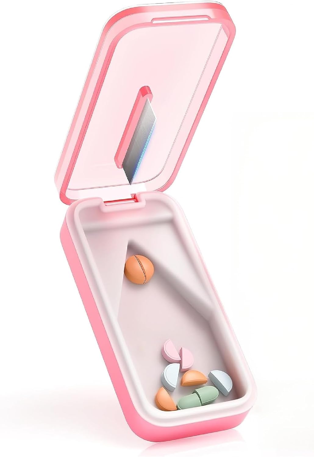 Detalle de BUG HULL Z-011 Pill Cutter with V-Shaped Silicone Pad and Stainless Steel Blade