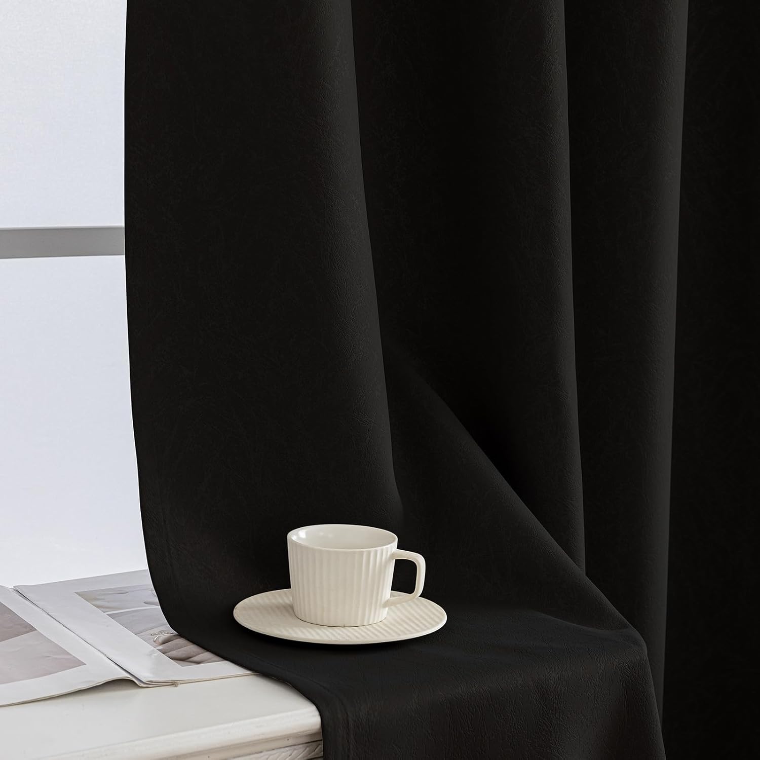 Thumbnail 5 de Ystyle lot de 2 rideaux occultants 140x260 cm à œillets, noir (isolation thermique et anti-UV)