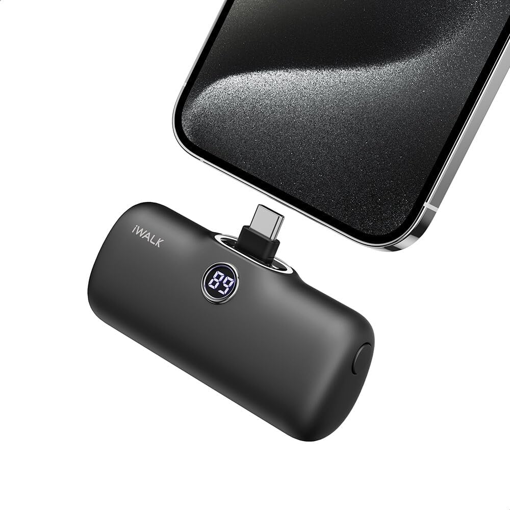Detalle de iWALK USB-C Portable Charger 4800mAh 20W Power Bank – Compact fast charger with LED display