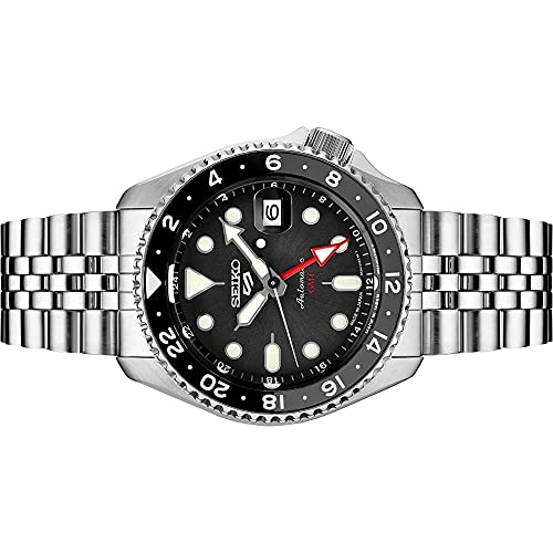 Detalle de SEIKO SSK001 Automatic Watch for Men – 5 Sports with Black Dial, GMT Bezel and 100m Water Resistance