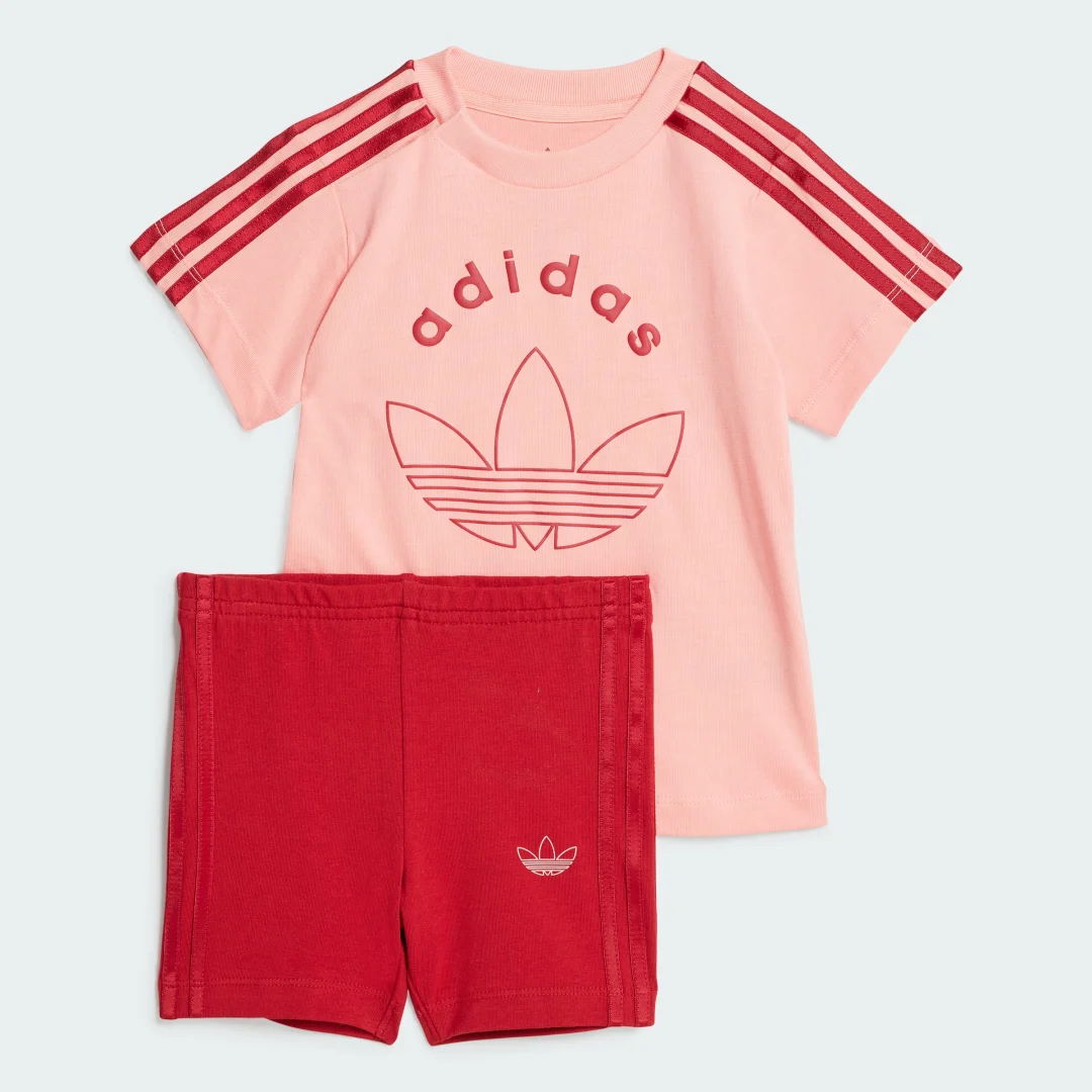 Detalle de Graphics Cycling Shorts Set Kids de Adidas: conjunto de ciclismo para niñas y niños en rosa