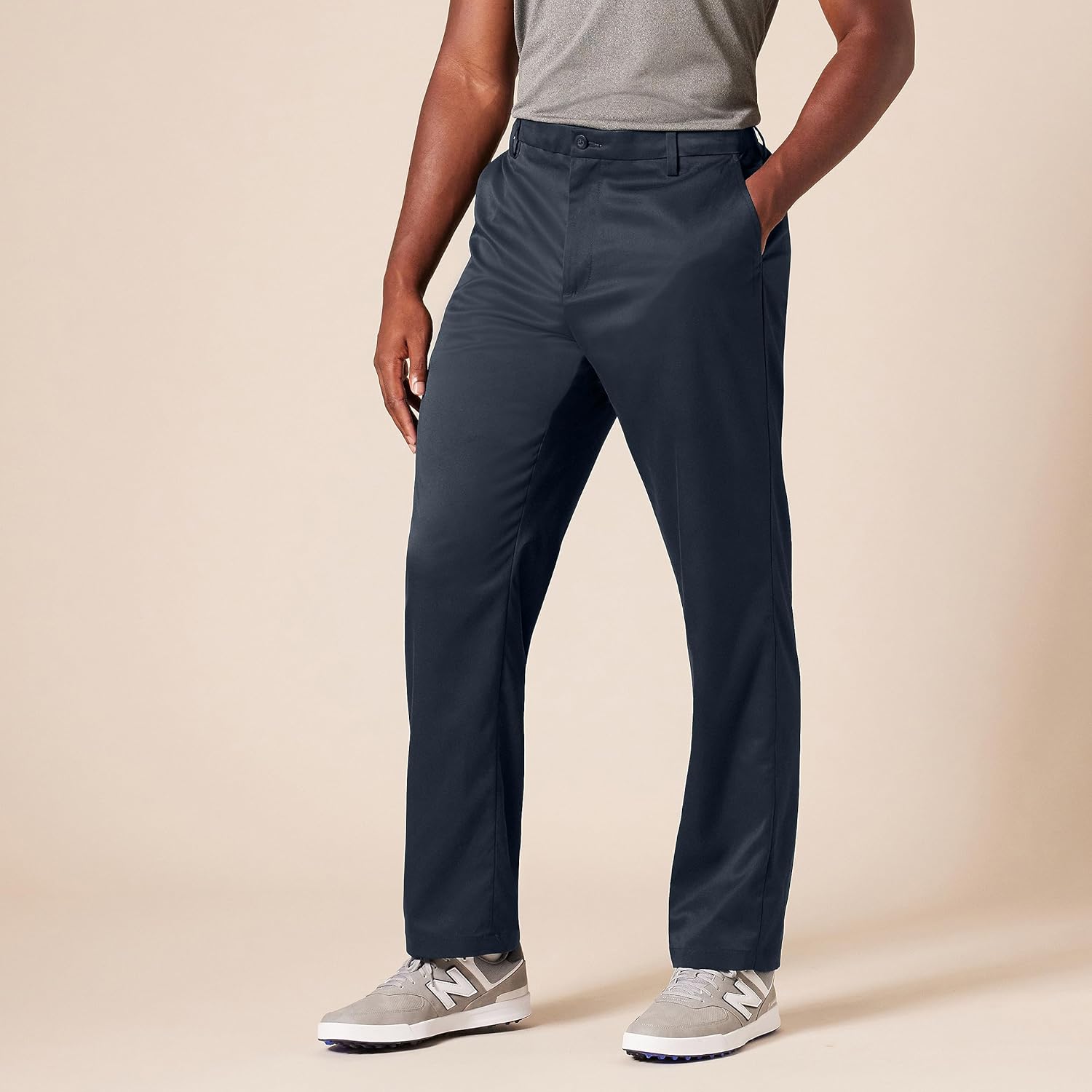 Thumbnail 4 de Amazon Essentials Men’s Classic-Fit Stretch Golf Trousers (Discontinued Colours)