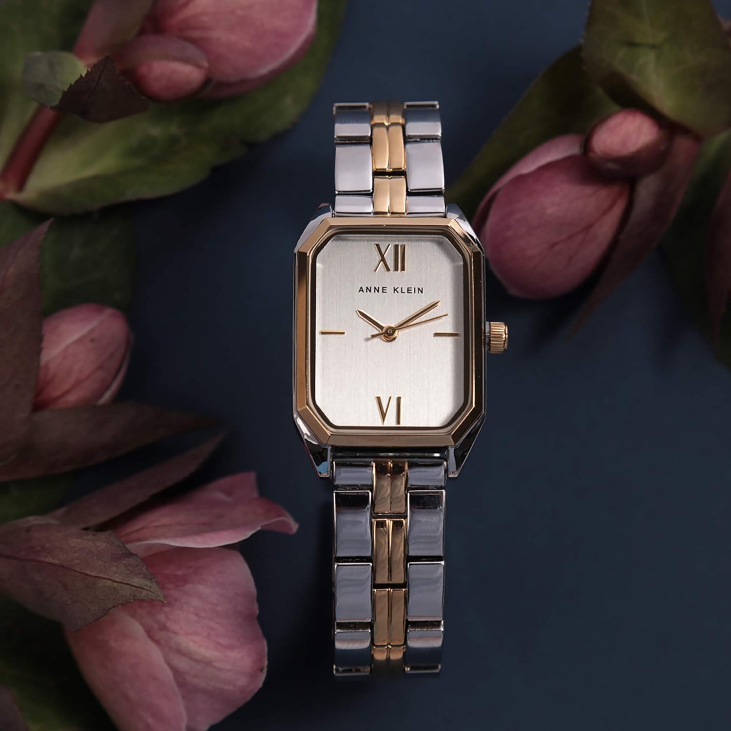 Detalle de Anne Klein Women's Bracelet Watch