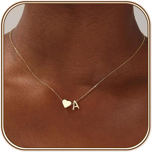 Detalle de Turandoss Heart Initial Necklace 16"