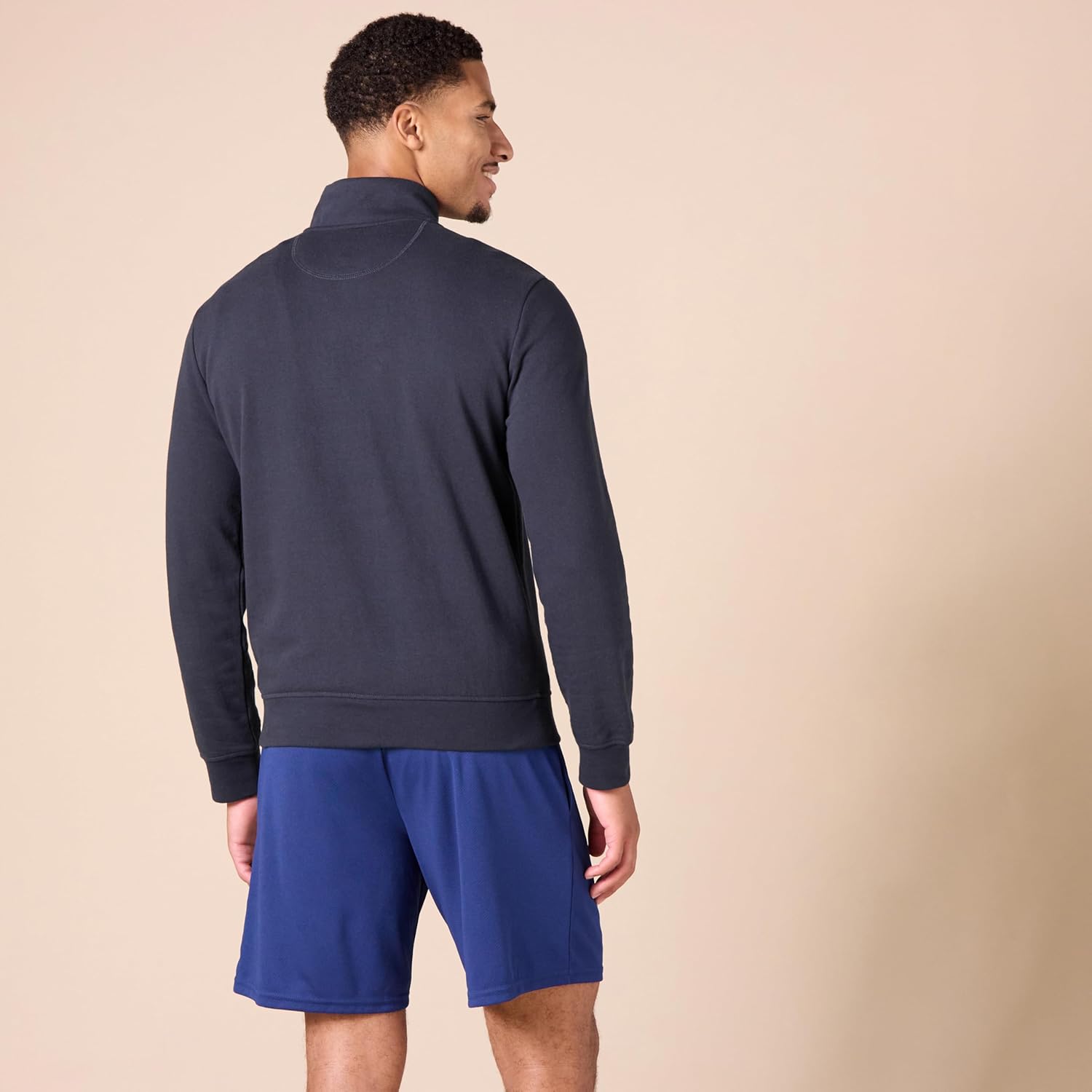 Thumbnail 1 de Amazon Essentials Men’s Lightweight French Terry Quarter-Zip Mock Neck Jumper