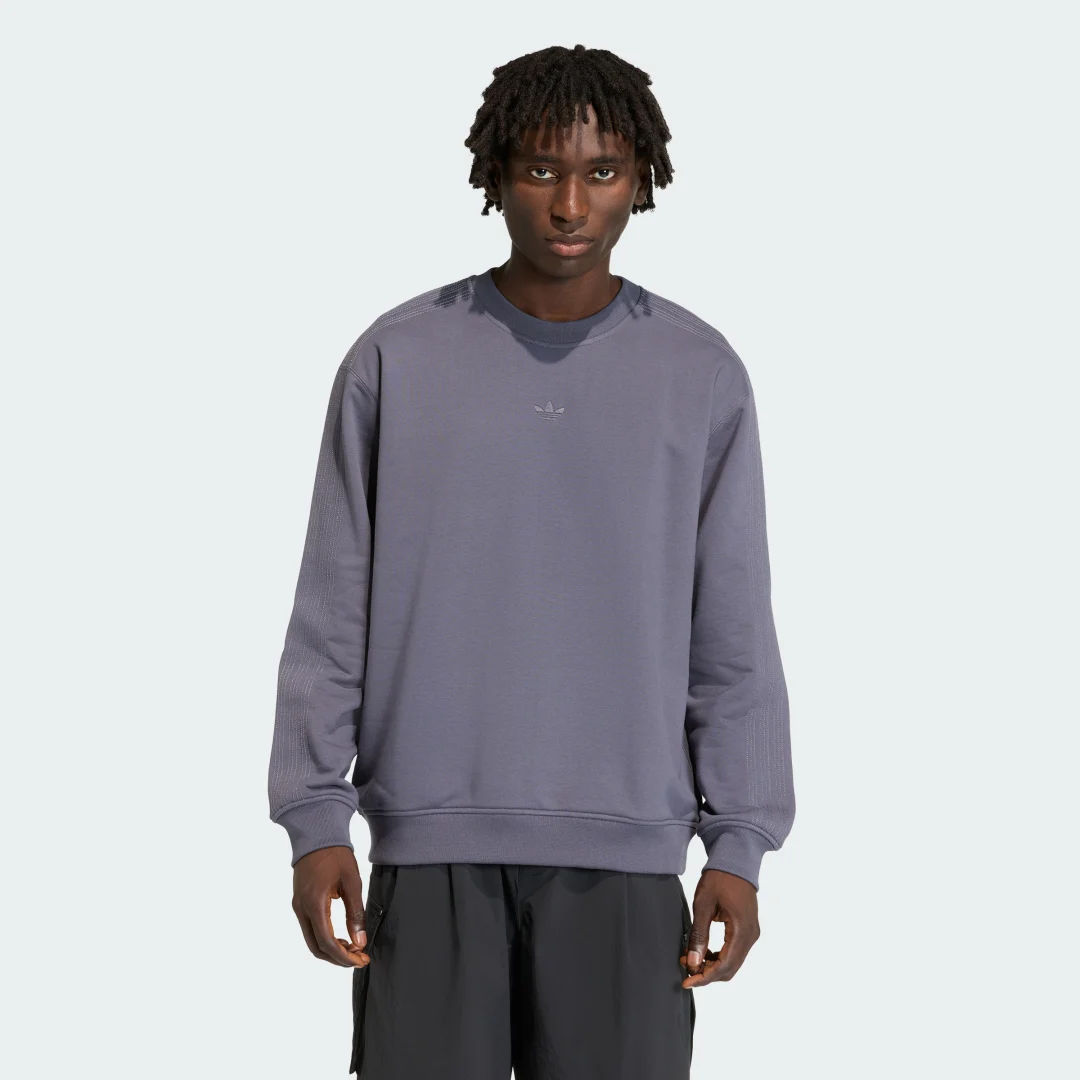 Detalle de Sudadera cuello redondo Premium Essentials de Adidas en Gris