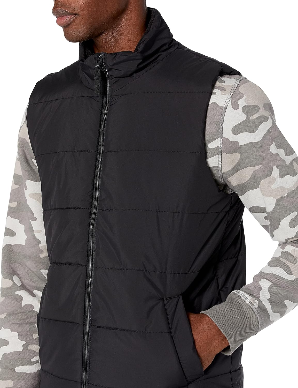 Thumbnail 2 de Amazon Essentials Herren Mittelschwere isolierte Daunenweste mit Fleecefutter