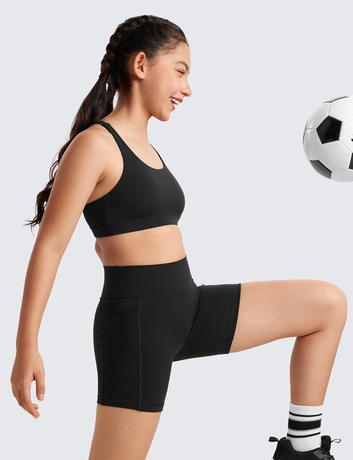 Detalle de CRZ YOGA Filles Butterluxe À Lanières – Brassière de sport pour yoga et danse