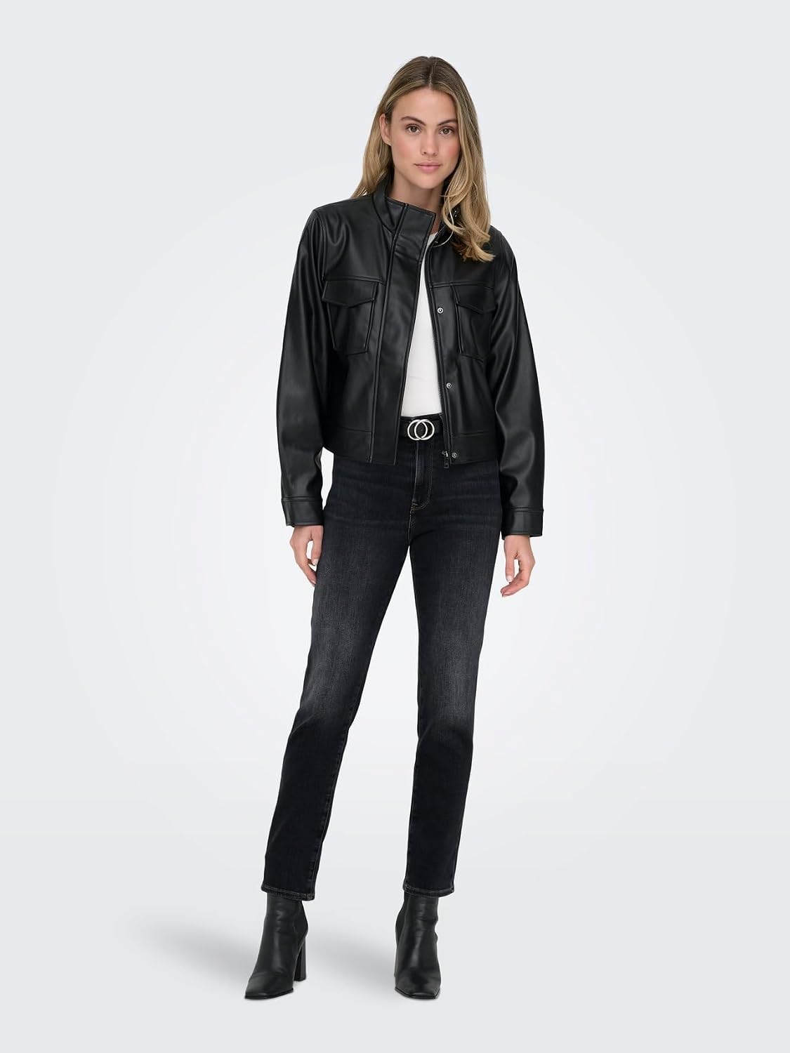 Detalle de ONLY Women's Jeans: a practical everyday pick for versatile wardrobe staples