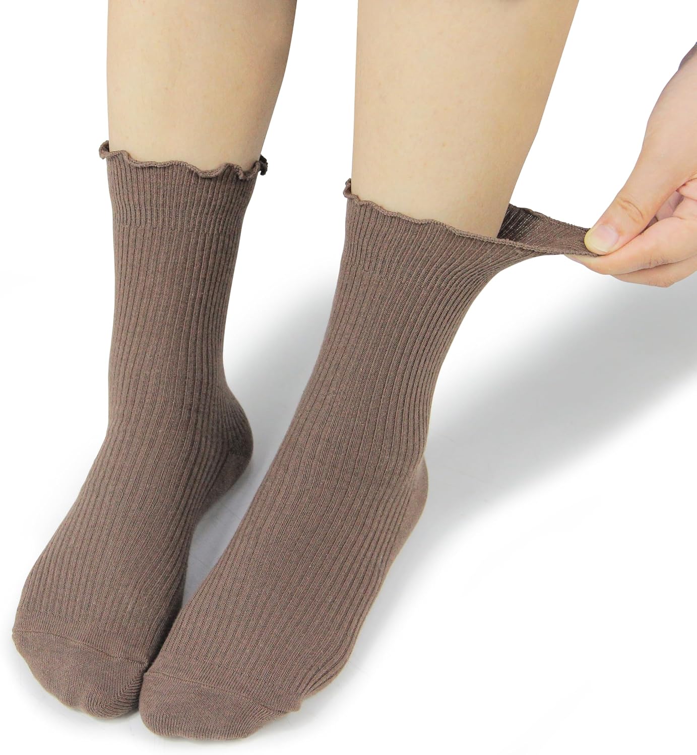 Detalle 2 de BomKinta Ruffle Ankle Socks for Women, Lightweight with a Frilly Cuff