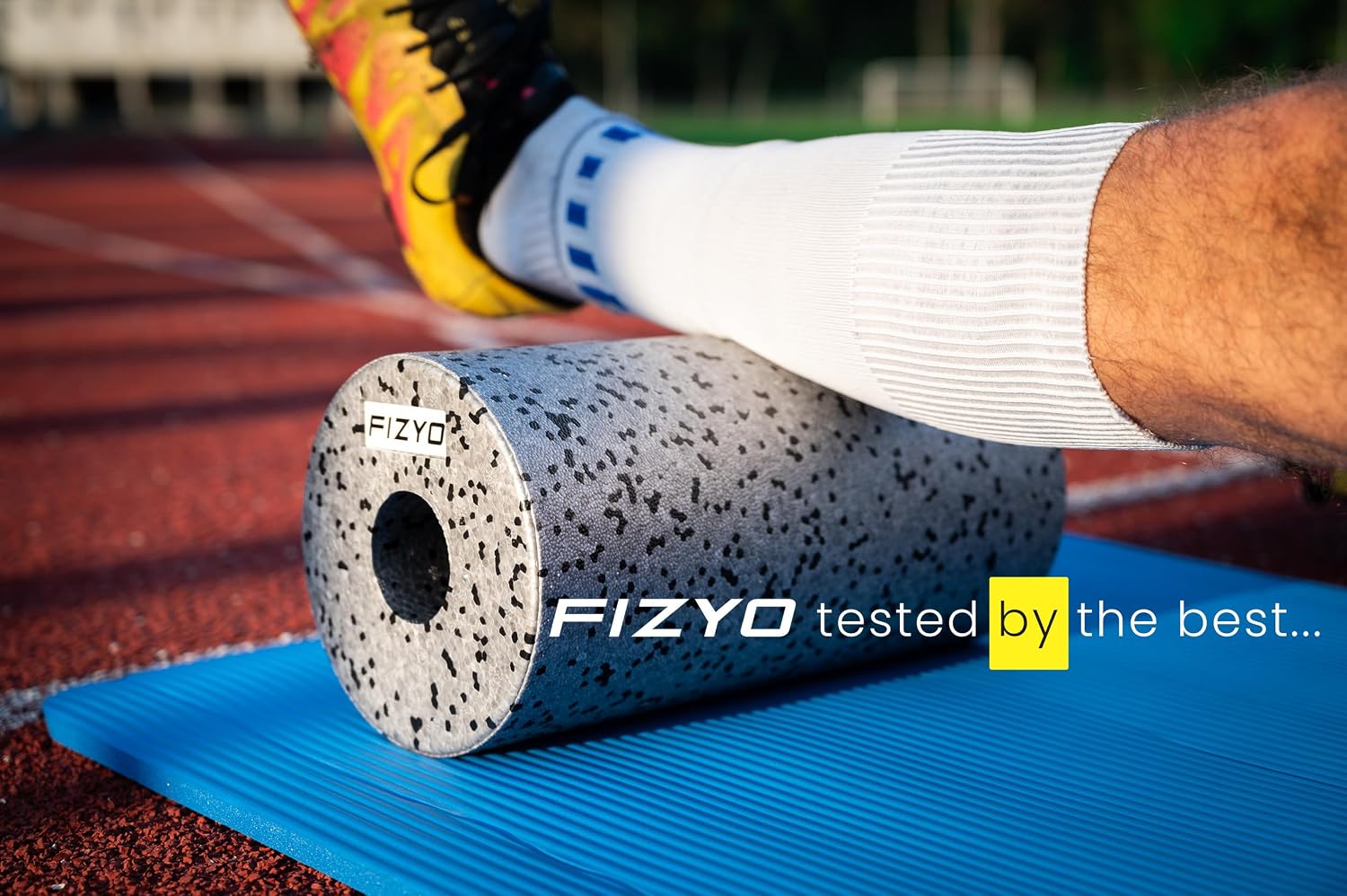 Detalle de Fizyo Faszienrolle aus EPP (mittelfest) 30×15 cm – Kompakte Foam Roller für Rücken, Triggerpunkte, Yoga & Regeneration (Silber)