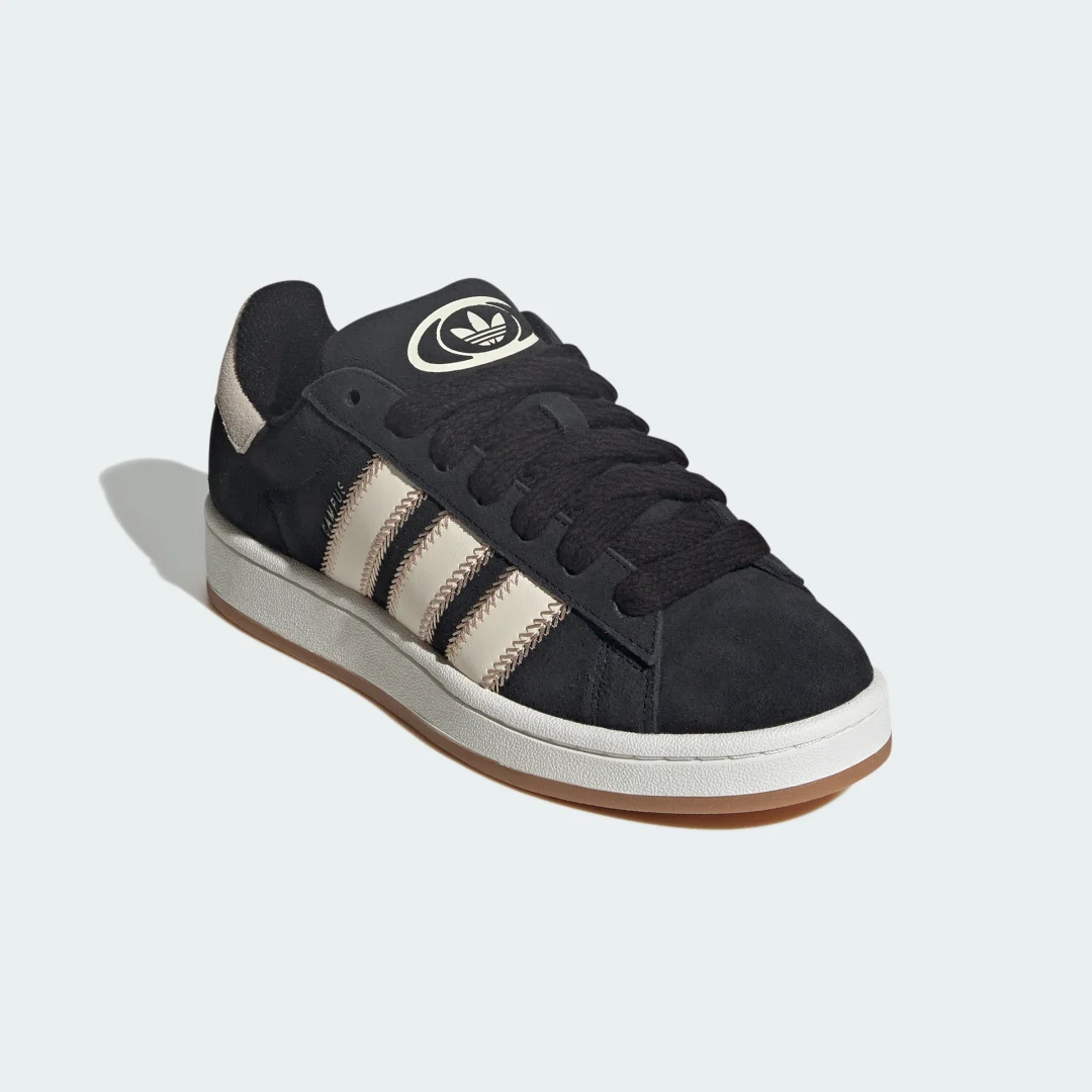 Detalle 2 de Zapatilla Campus 00s de Adidas: versátil y atemporal en negro