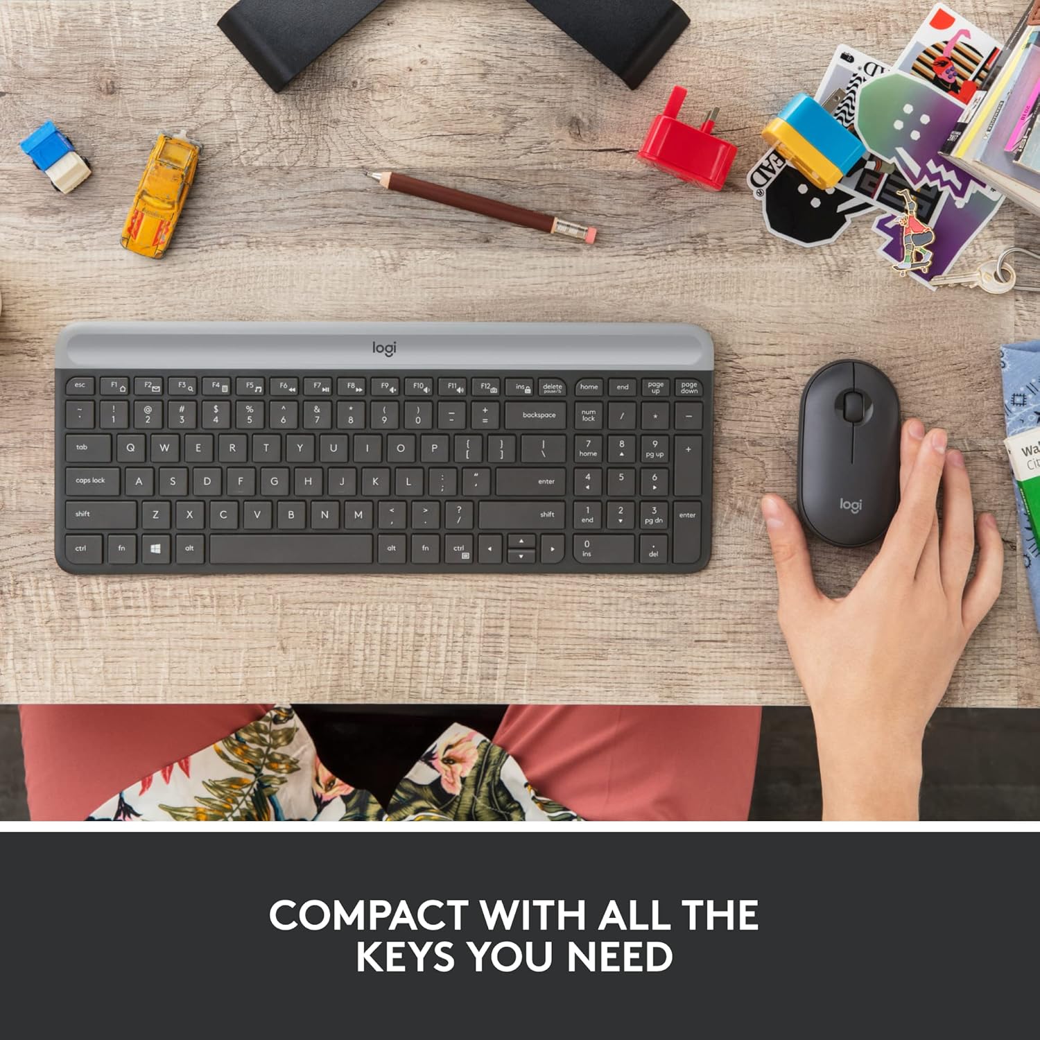 Detalle 2 de Logitech MK470 Slim Wireless Combo Keyboard and Mouse, Graphite, Quiet and Compact