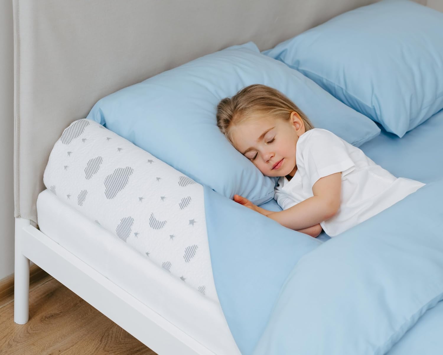 Detalle de ComfyBumpy Toddler Bed Bumper, 52" x 5" Foam Rail with Non-Slip Base