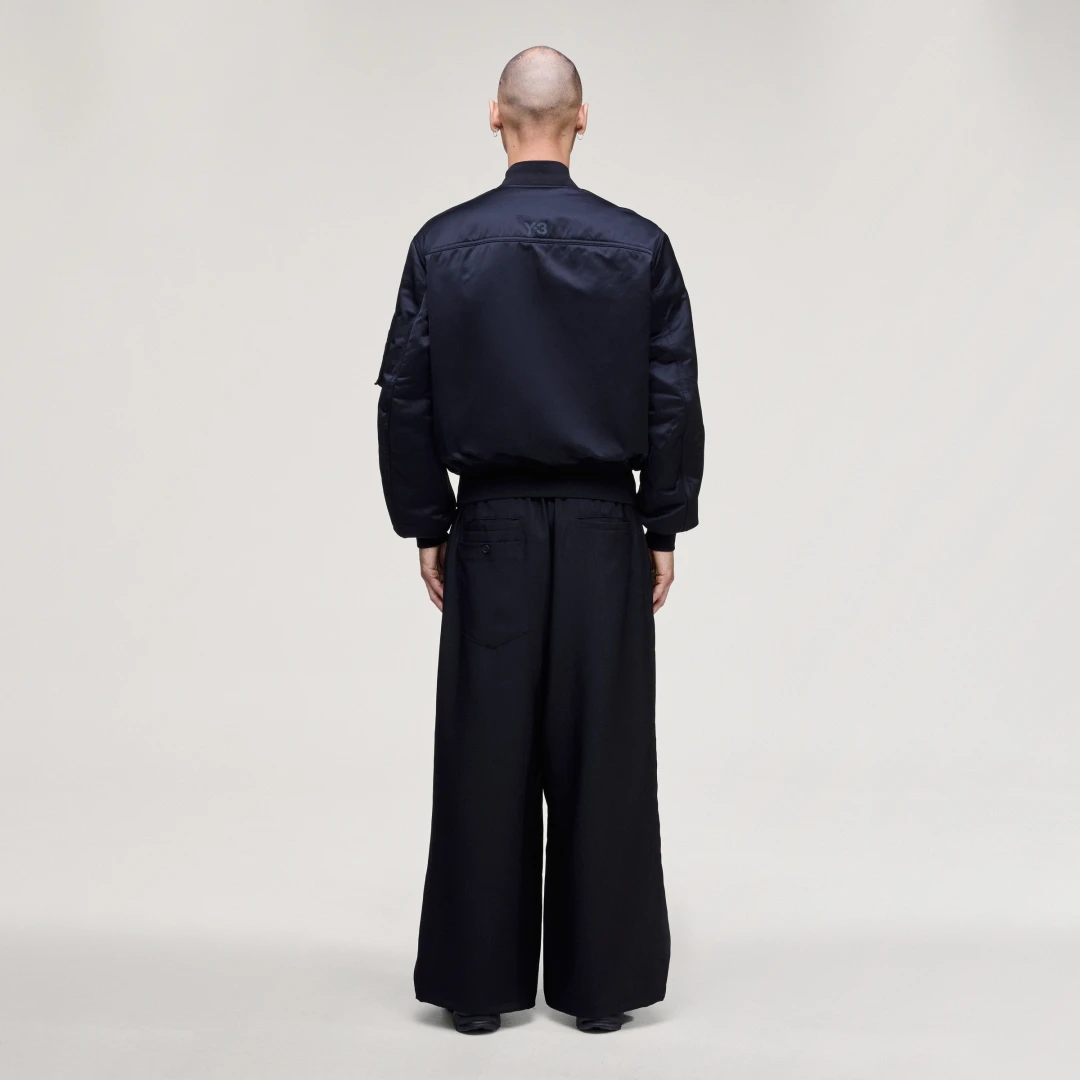Detalle de Pantalón con finas rayas Y-3 Sport Uniform de Adidas – Negro