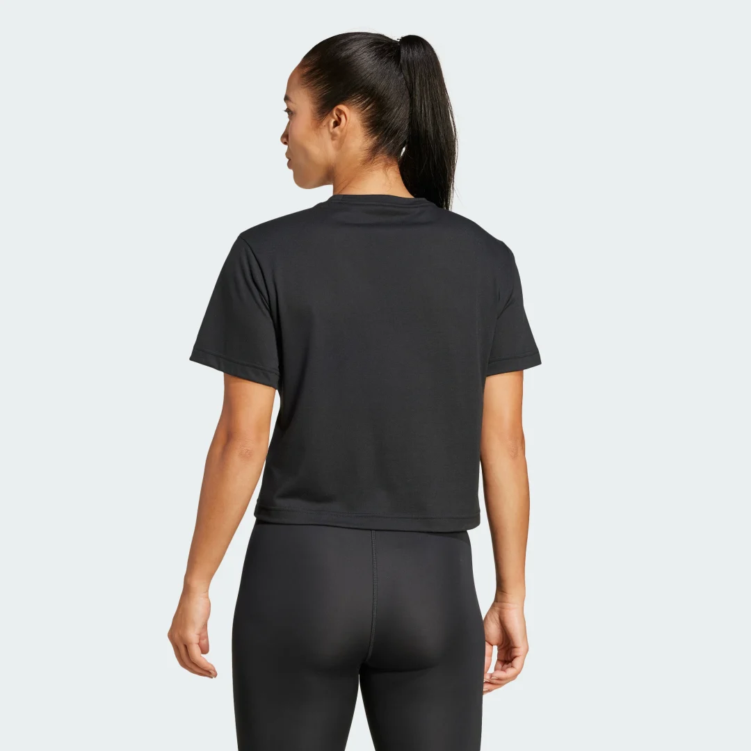 Detalle de Camiseta Train Essentials Big Logo Performance Training – Adidas