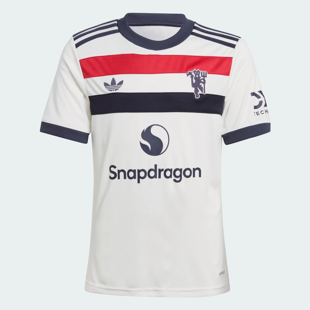 Detalle 2 de Camiseta Manchester United 24/25 Tercera Para Adolescentes