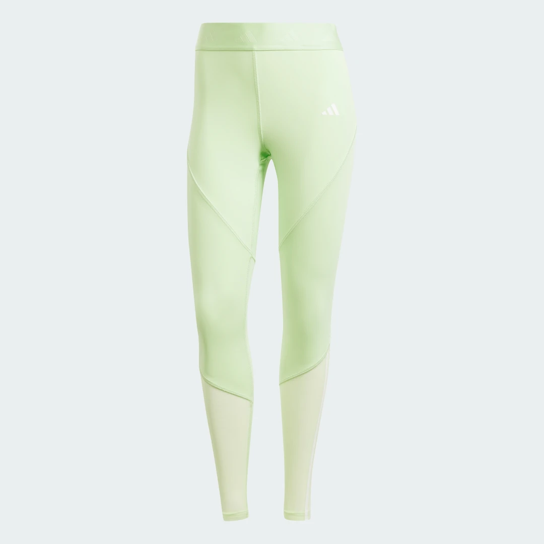 Detalle de Mallas largas Hyperglam de Adidas en verde: comodidad para tu entrenamiento