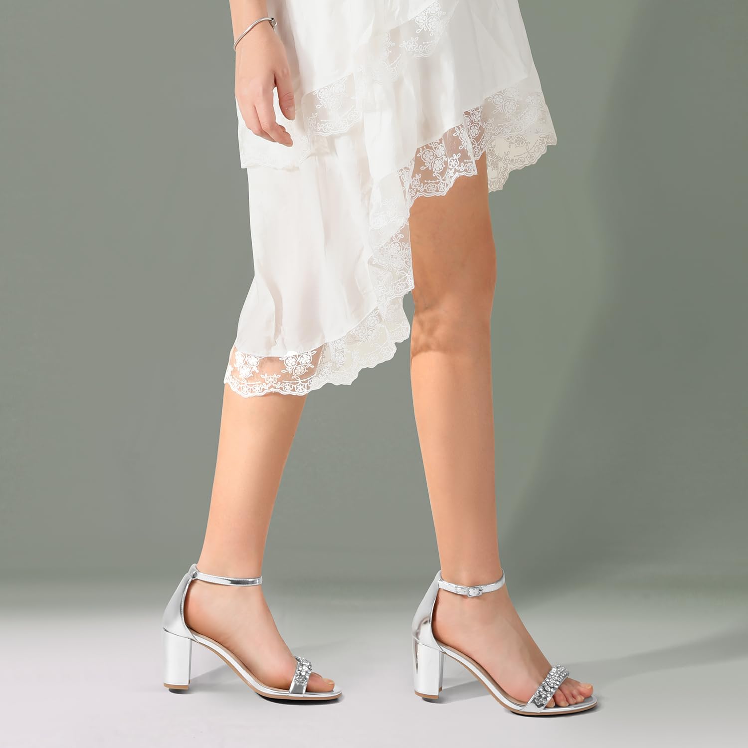 Detalle 2 de Ankis Open-Toe Sandals with 2.75-Inch Heel