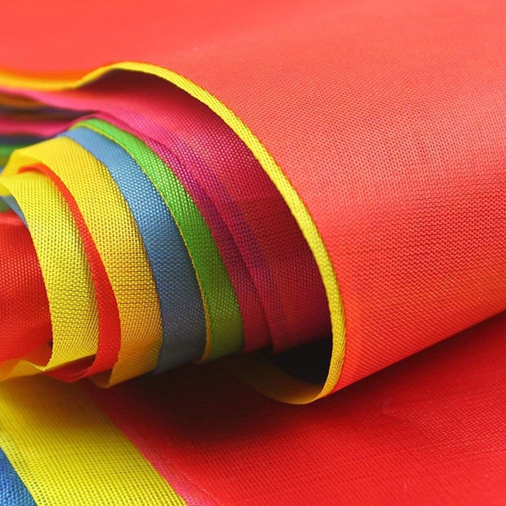 Detalle 2 de WINSHEA 160 metri di bandierine triangolari multicolore (300 pz) per feste ed esterno
