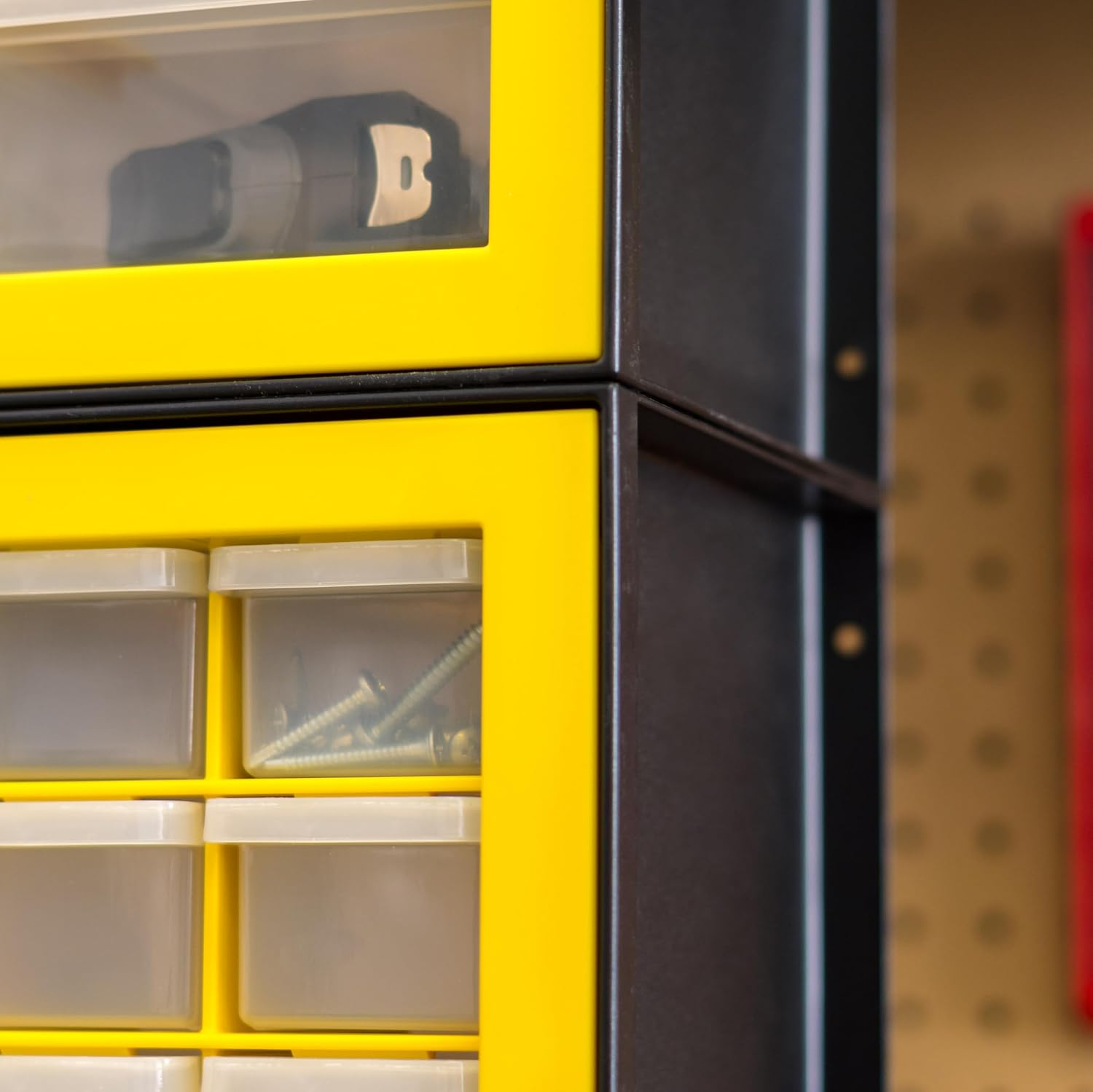 Detalle de IRIS USA 500176 44-Drawer Plastic Parts Cabinet, Yellow, Stackable