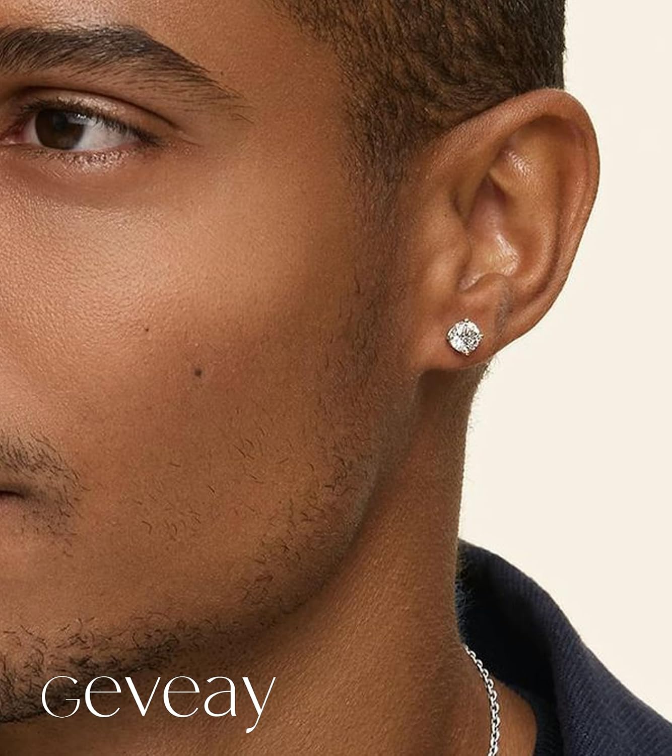 Detalle de Geveay Mens Silver Earrings: 4 Styles of Hypoallergenic Sterling Silver Studs
