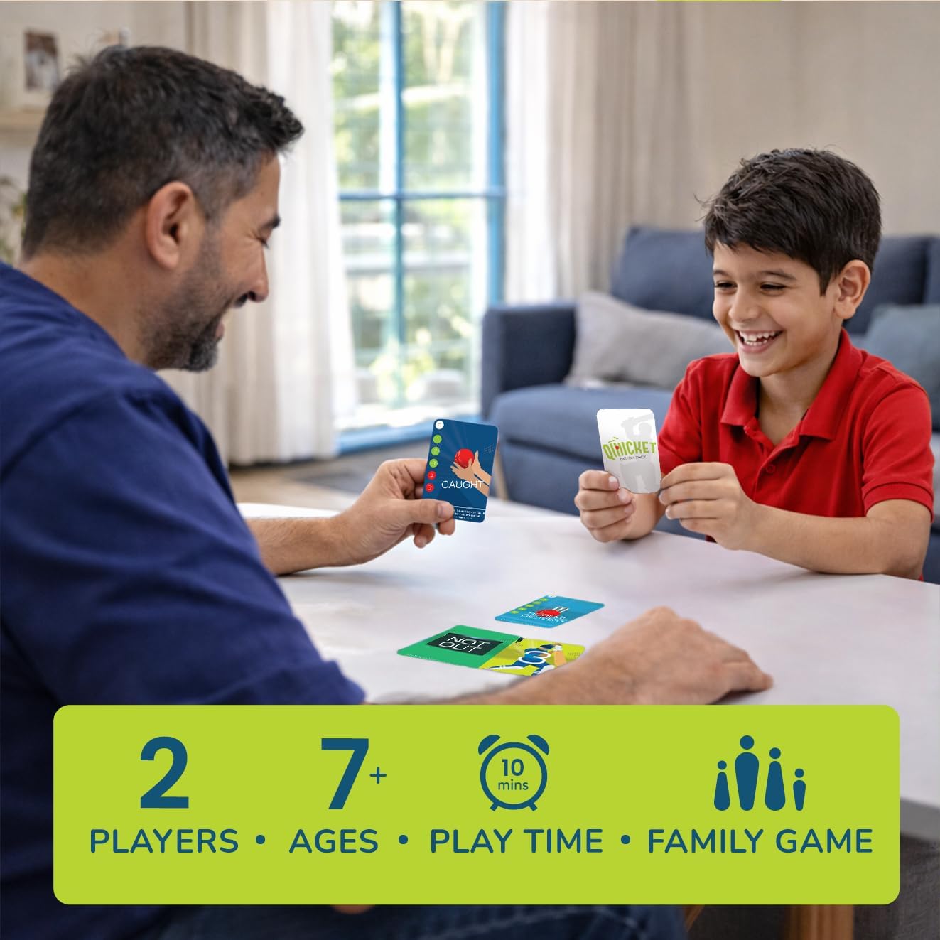 Detalle 2 de Cricket card game 7+ for 2 players