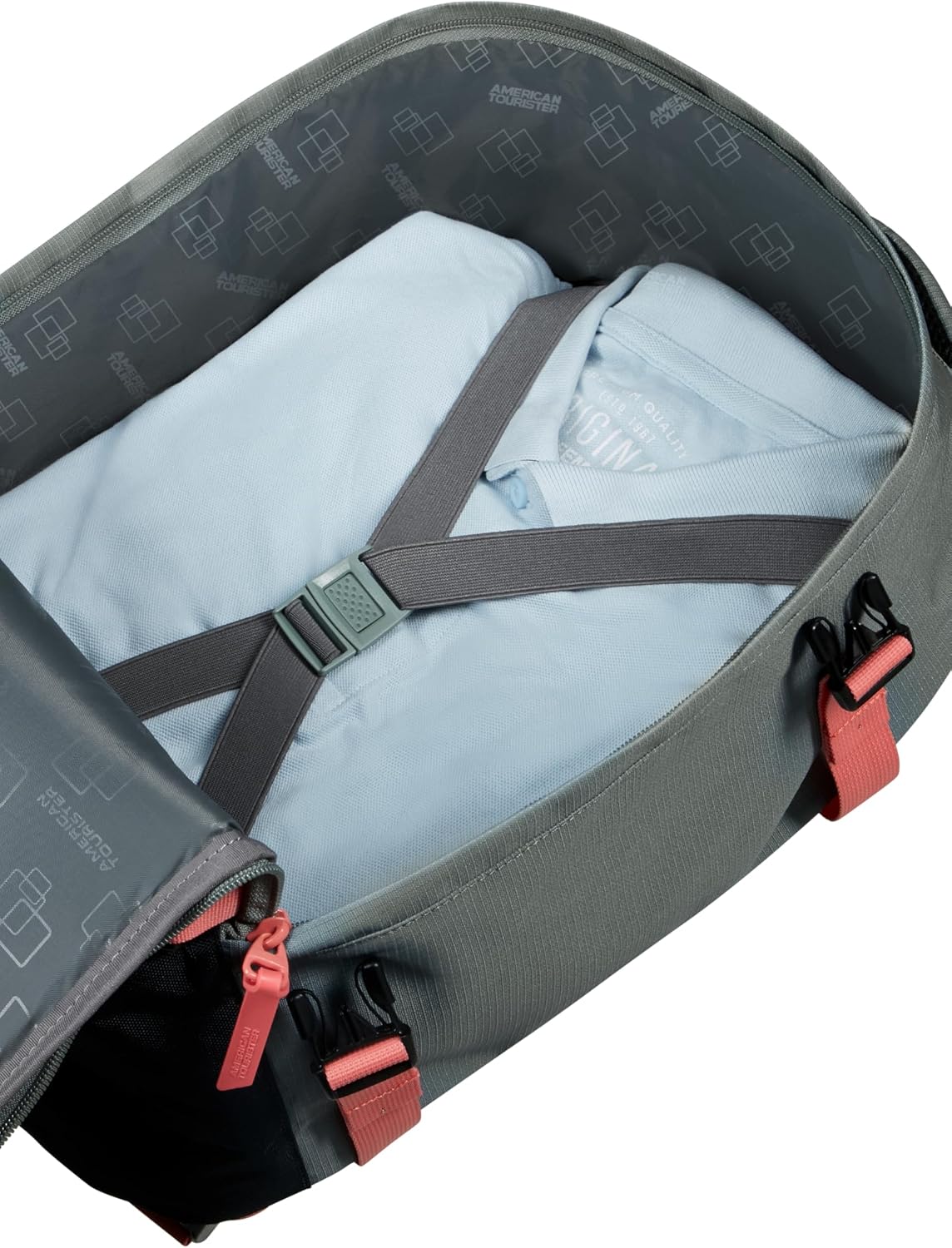 Detalle de American Tourister Take2Cabin: Borsa da cabina S Underseat per Ryanair 25 x 20 x 40 cm