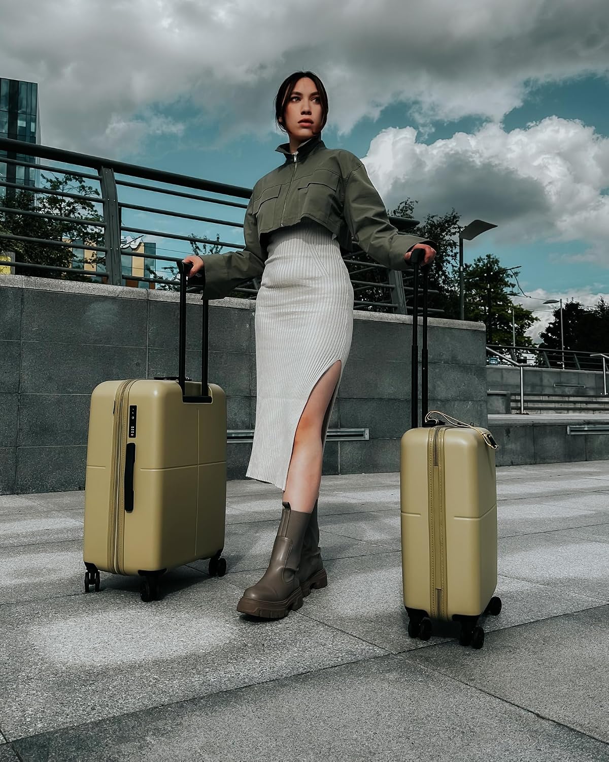 Detalle 2 de JLY Premium Hard Suitcase Set of 3 – 100% German Covestro Polycarbonate Luggage (Olive Green)