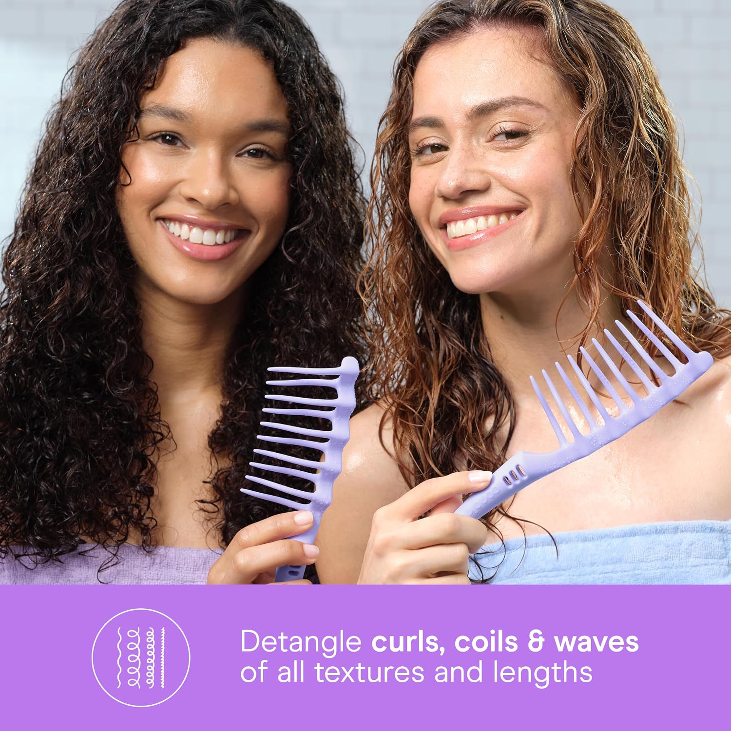 Detalle 2 de Conair Detangling Comb for Curly Hair, Purple