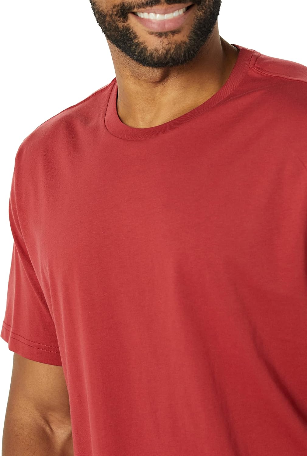 Thumbnail 5 de Amazon Essentials camiseta de algodón para hombre