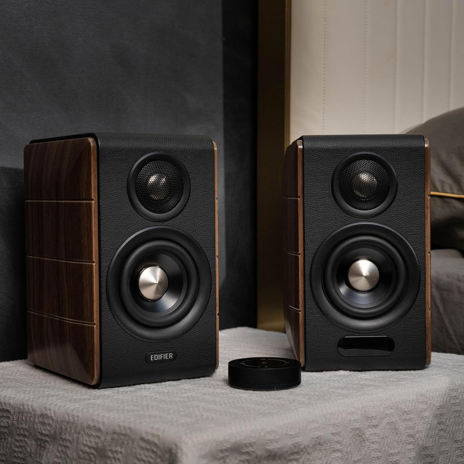 Thumbnail 1 de Edifier S880DBMKII aktive HiFi-Lautsprecher (Walnuss) mit LDAC, 88 W und Sub-Out