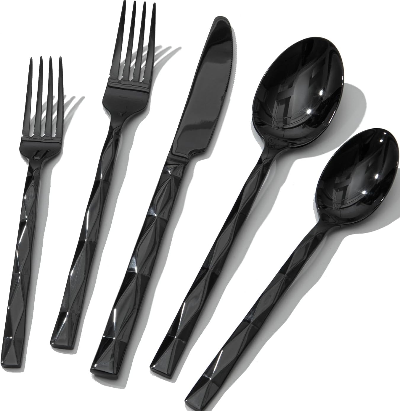 Detalle de KINGSTONE Black 20-Piece Flatware Set with Diamond Cut Pattern 🍽