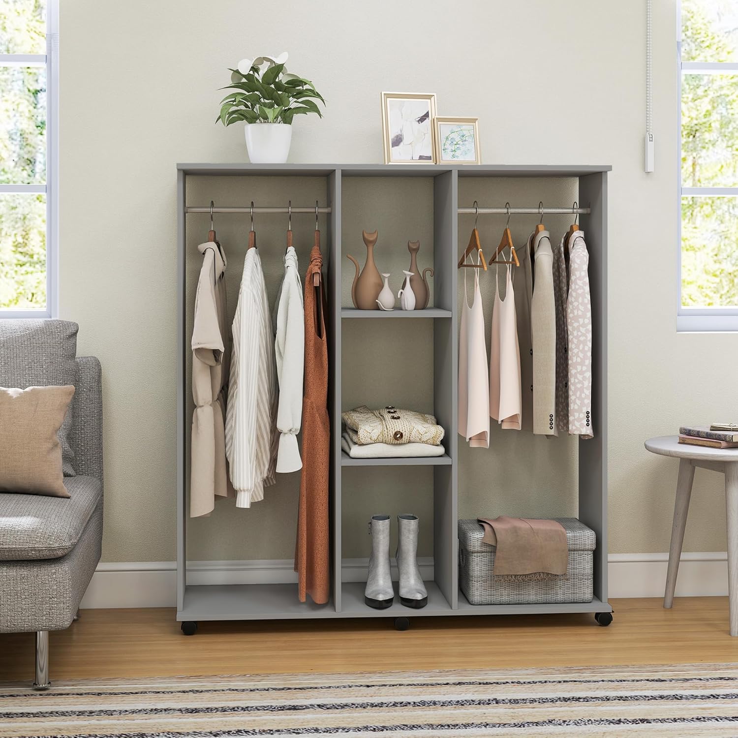 Thumbnail 6 de HOMCOM armoire penderie ouverte mobile en bois gris, rails aluminium et 6 roulettes (120 x 40 x 128 cm)