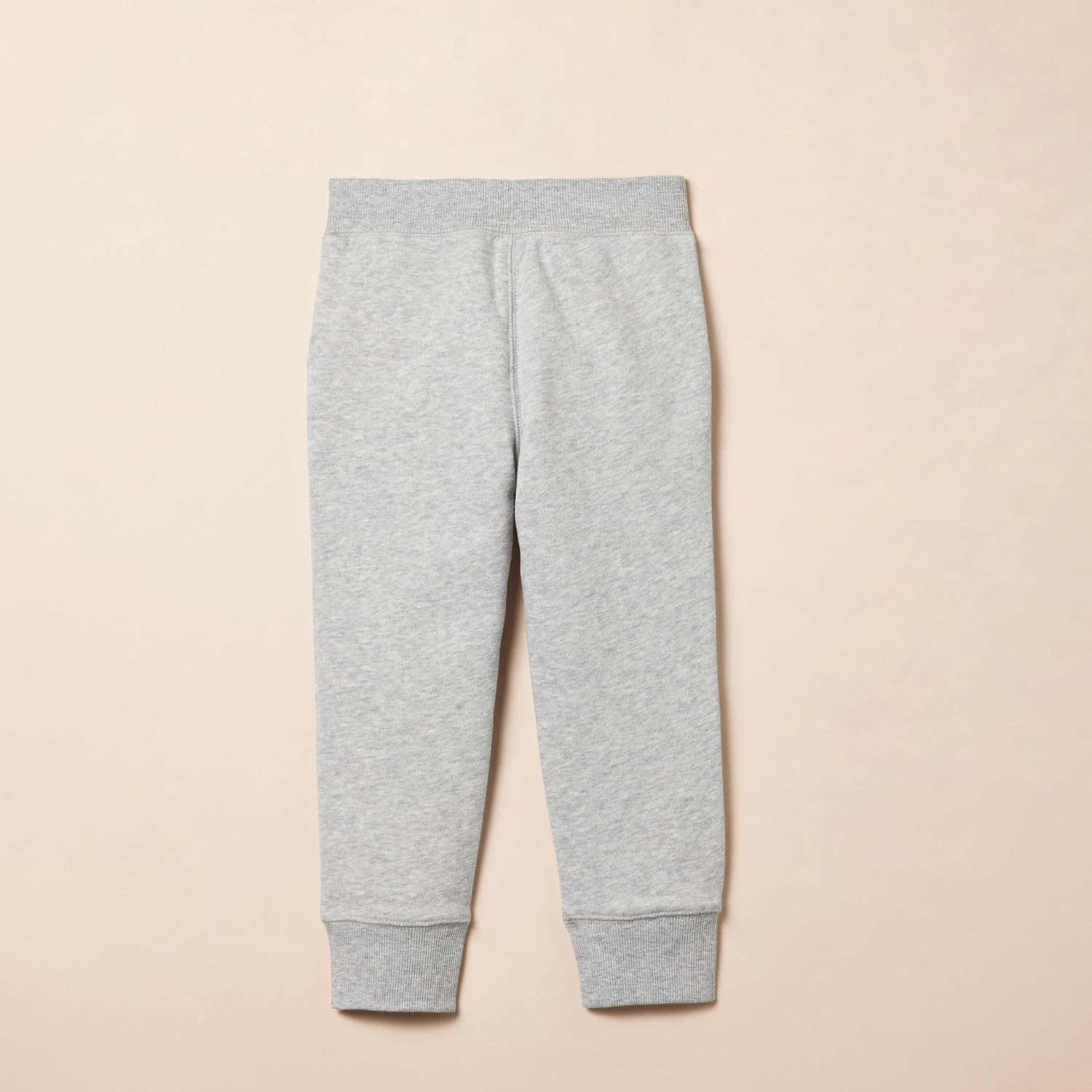 Detalle de Amazon Essentials Pantaloni Sportivi Jogger in Pile per Bambini e Ragazzi – vestibilità ampia, comfort quotidiano
