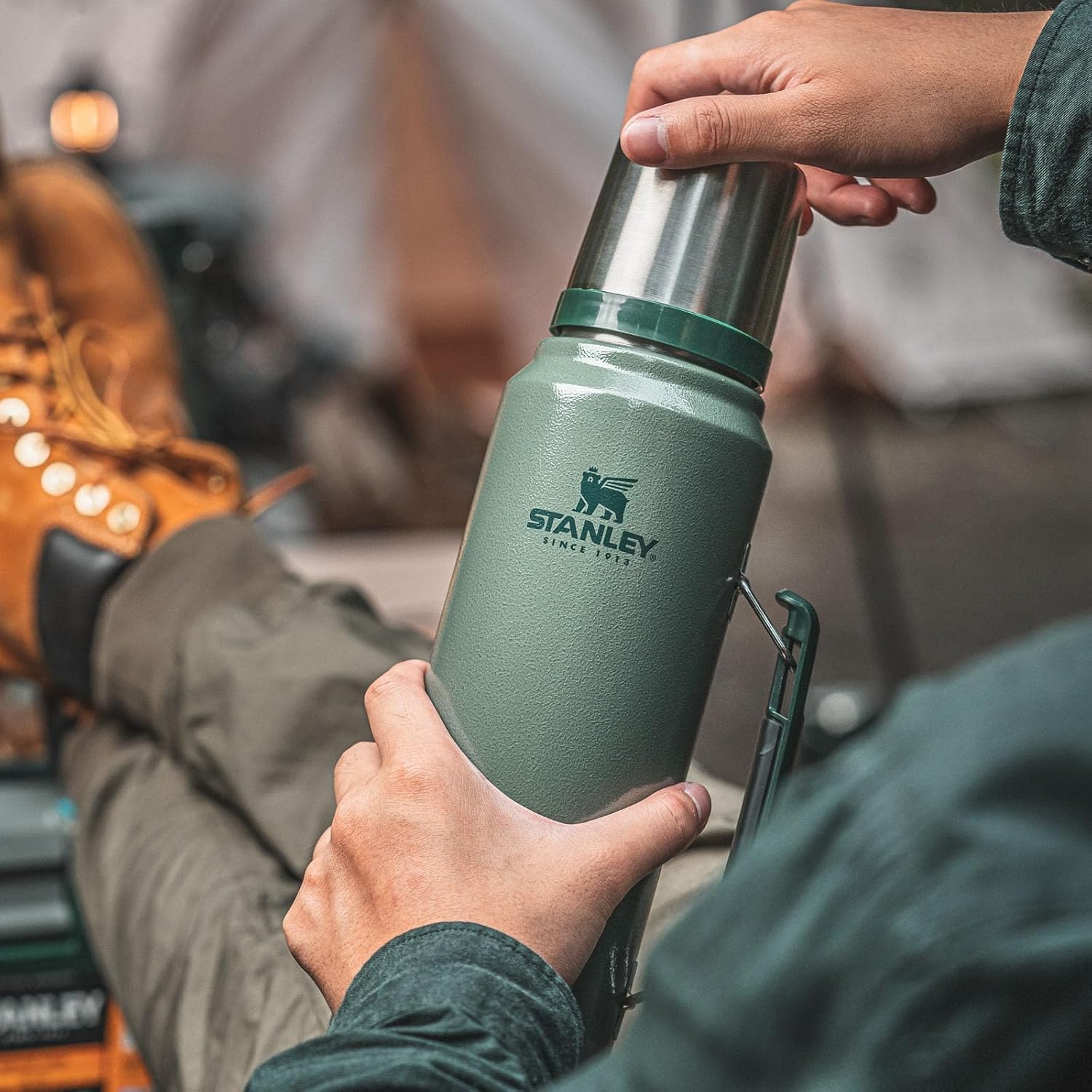 Thumbnail 4 de STANLEY 1913 Classic Legendary Thermal Flask 1L (Mossy Oak) – keeps hot or cold for 24 hours