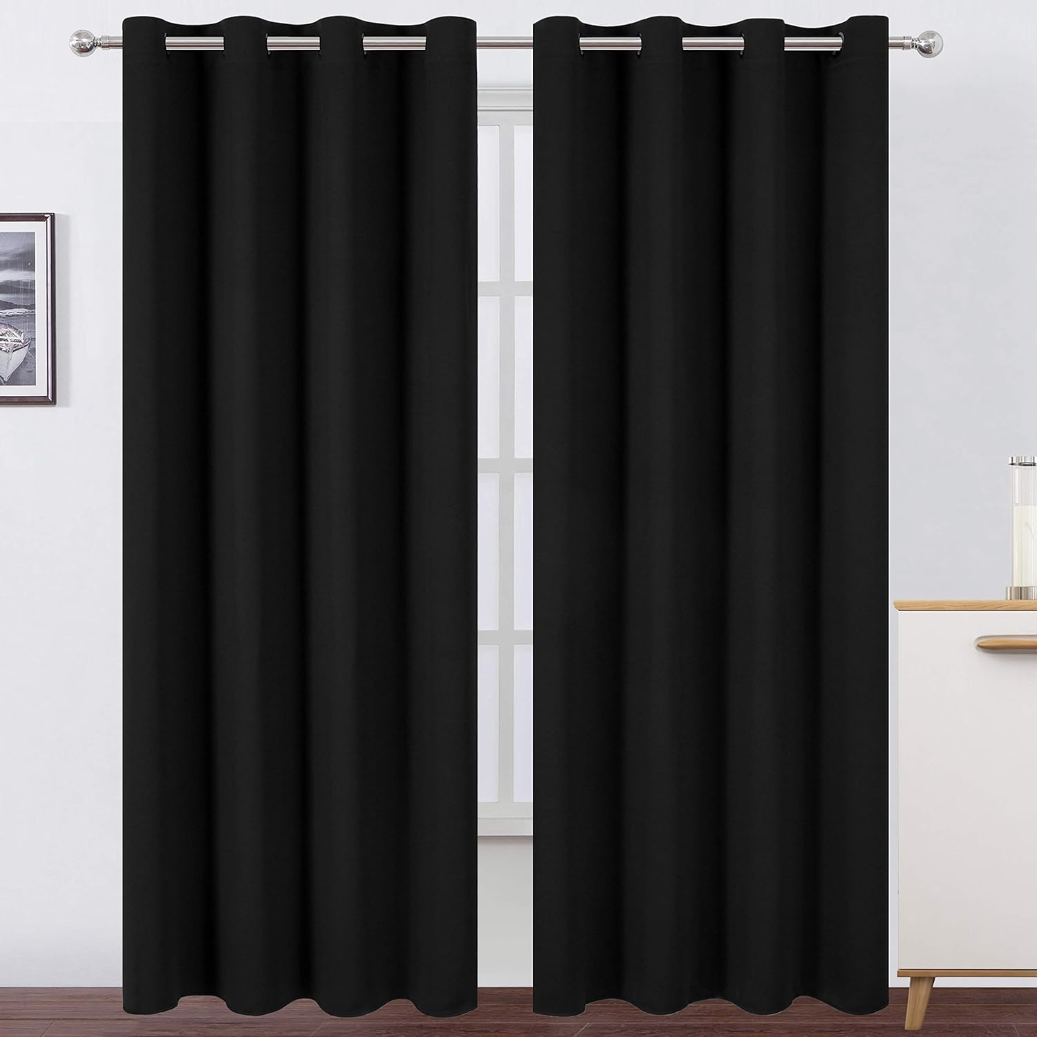 Detalle de LEMOMO Blackout Curtains, 52 x 84-Inch Black Polyester Panels, Set of 2